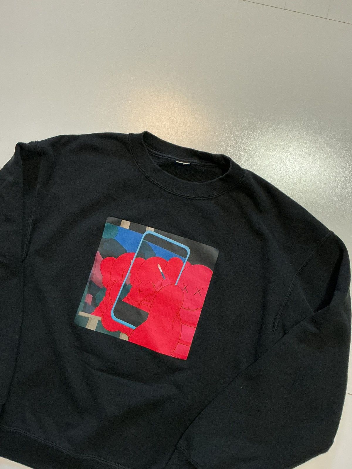 Andy Warhol × Kaws × Uniqlo UT Uniqlo X Andy Warhol X Kaws Box Logo Pullover Sweatshirt Size US M / EU 48-50 / 2 - 6 Thumbnail