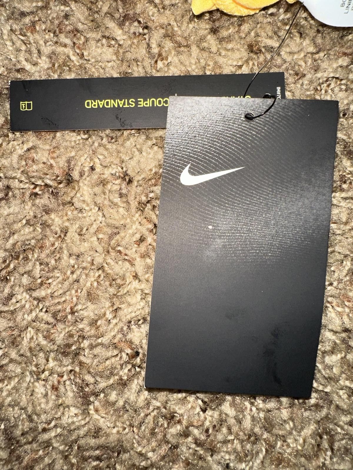 Nike Nike Womens Swoosh Run Running Shorts Size 32" / US 10 / IT 46 - 10 Thumbnail