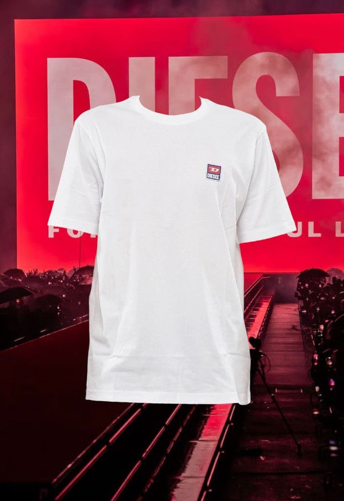 Diesel Diesel t-shirt with patch logo white US L Size US L / EU 52-54 / 3 - 1 Thumbnail