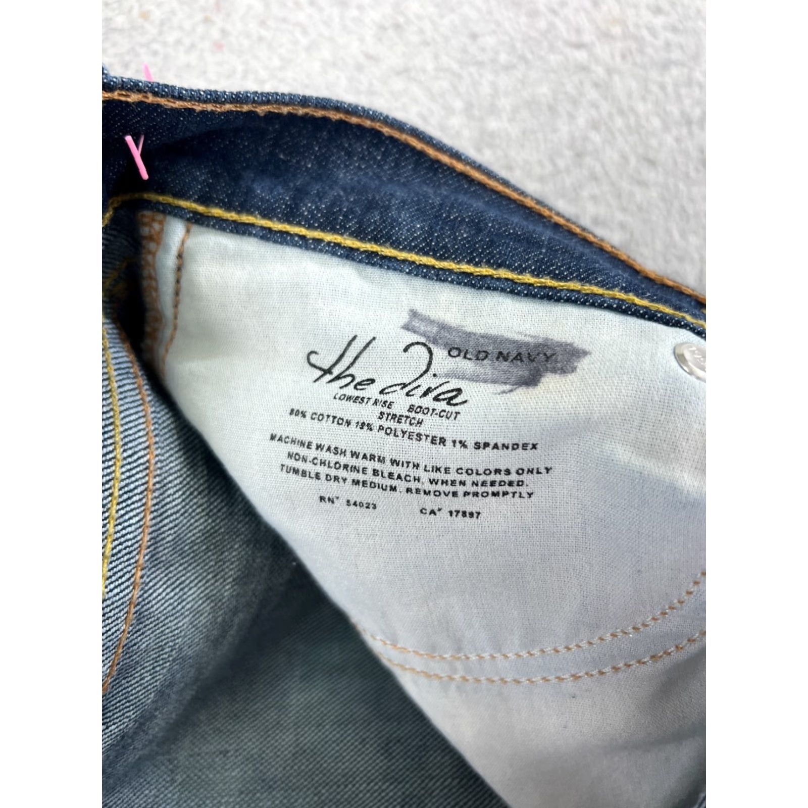 Old Navy VINTAGE Old Navy Jeans Women 6 Blue Denim Bootcut 30 In Inseam Regular Stretch Slimming 5-Pocket Design Cotton Blend Blue Womens Jeans Size 28" / US 6 / IT 42 - 4 Thumbnail