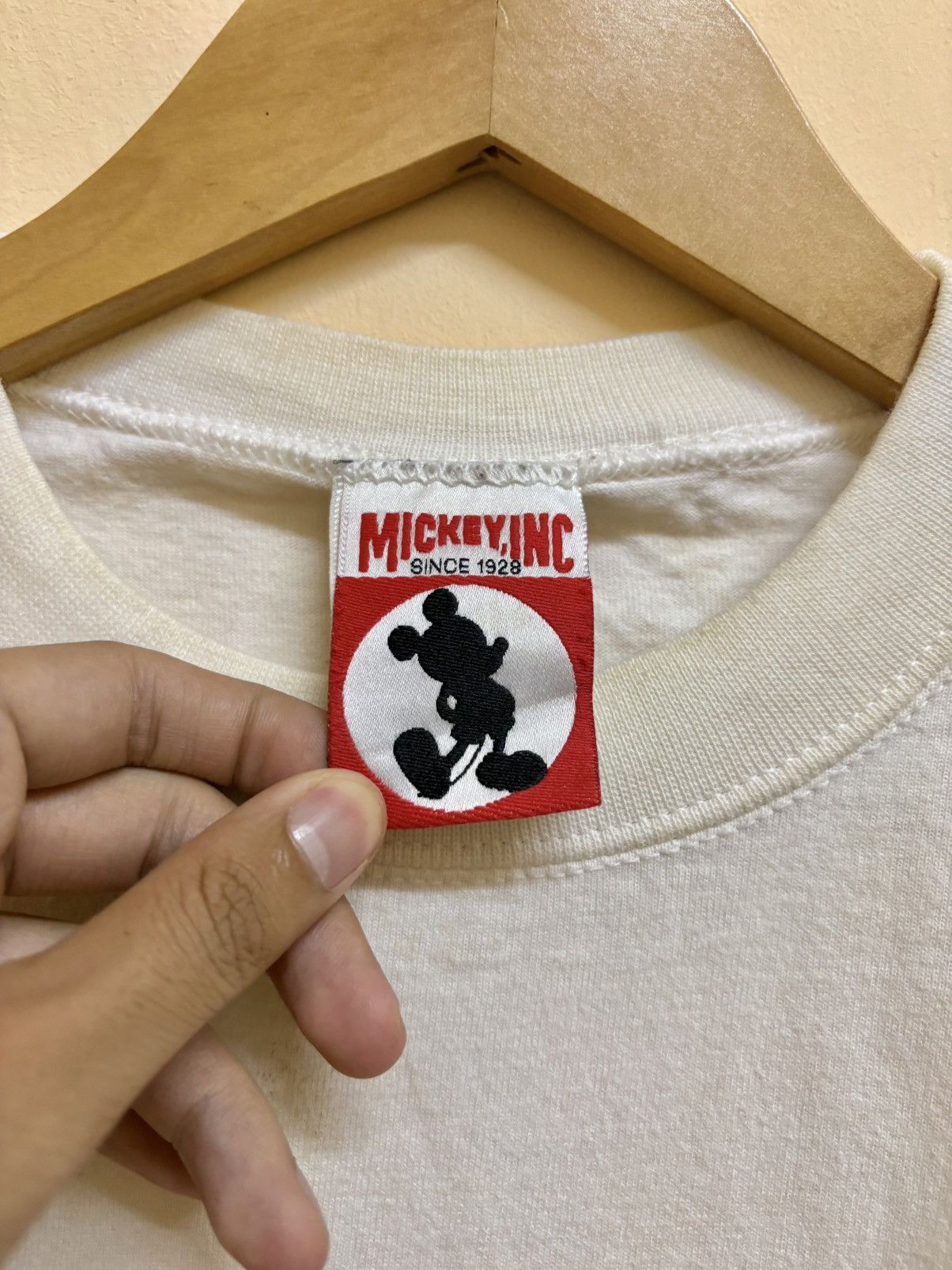 Vintage Vintage 90s Mickey Mouse Line Up Embroidery Cartoon Disney Size US XL / EU 56 / 4 - 6 Thumbnail