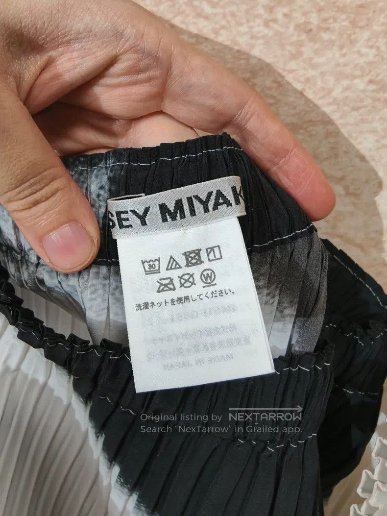 Issey Miyake Issey Miyake Main Line Color-Block Pleated Midi Skirt Size 25" / US 0 / IT 36 - 4 Thumbnail