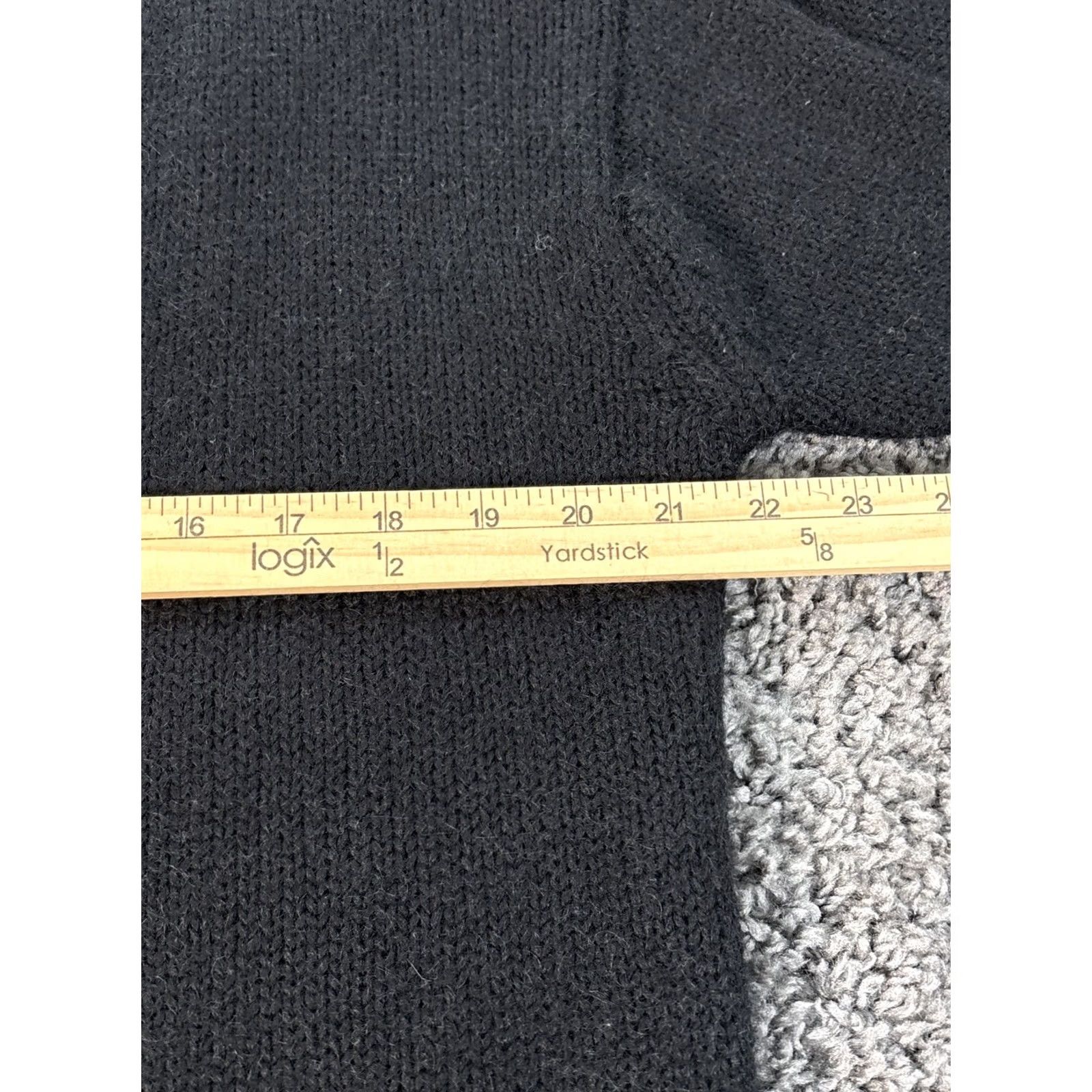 Dockers VINTAGE Dockers Cardigan Sweater Womens Large Mohair Vneck Chunky Knit Black 90s L Womens Size L / US 10 / IT 46 - 3 Thumbnail