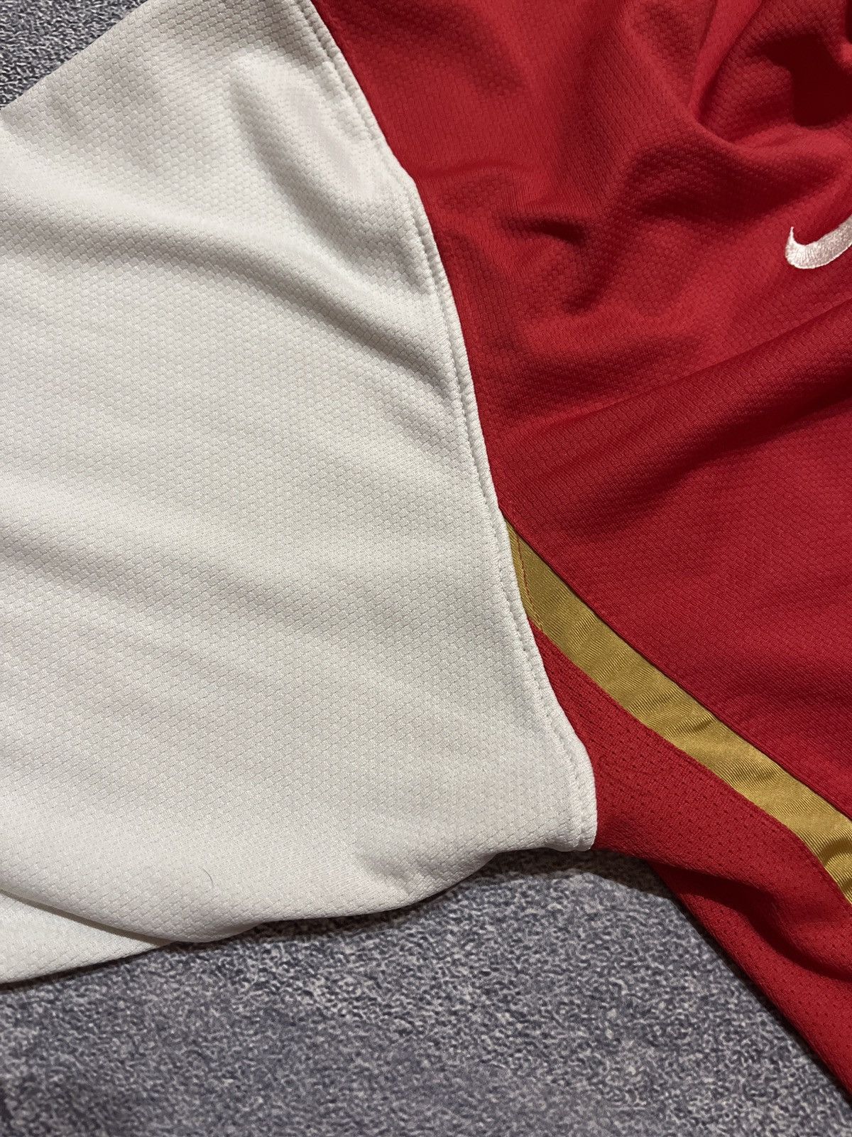 Nike × Vintage Vintage Nike Arsenal Soccer Jersey Football Shirt Tee Size US XL / EU 56 / 4 - 10 Thumbnail