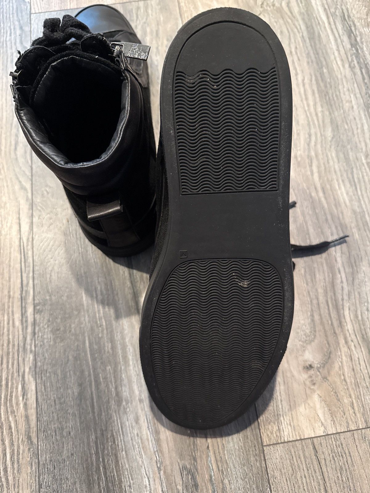Versace Versace sneakers size 9.5 Size US 9.5 / EU 42-43 - 3 Thumbnail