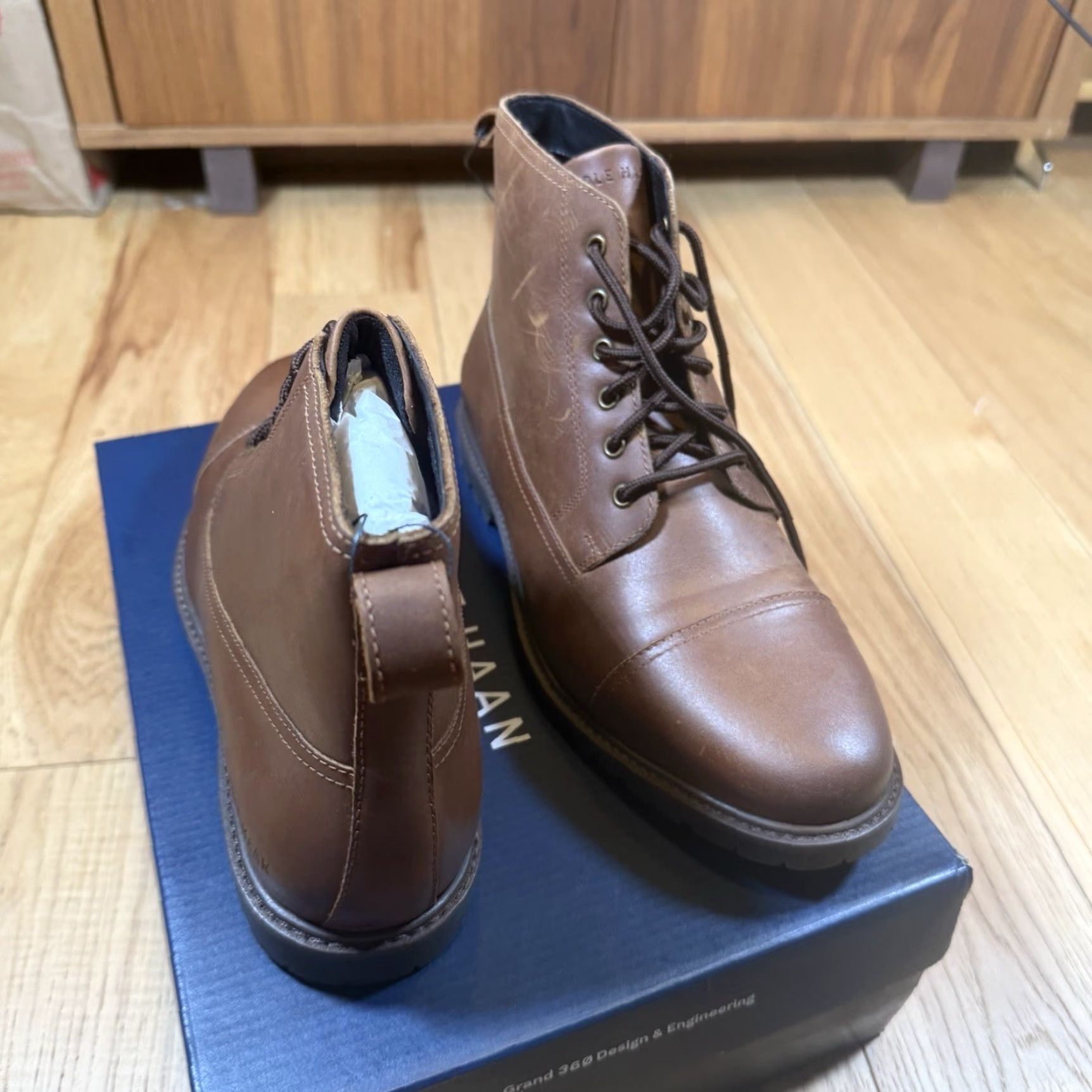 Cole Haan VINTAGE Cole Haan Grand Lug Boot Leather Men’s 8 Bayou Brown Dress Boots Mens 8 Brown Leather Brogue Grand In Box New in Box Size US 8 / EU 41 - 3 Thumbnail