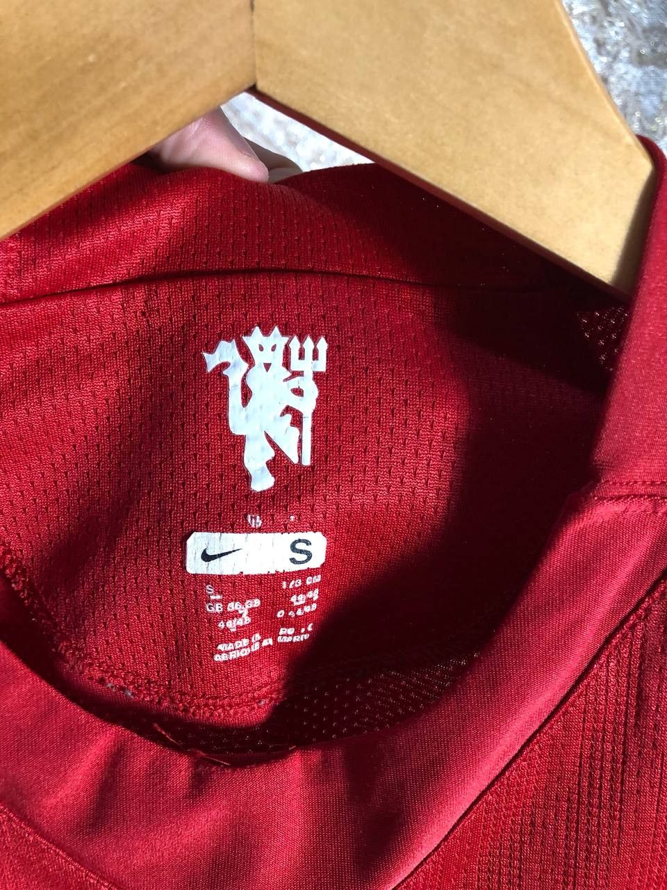 Nike Vintage Nike FC Manchester United England Soccer Jersey Y2K Size US S / EU 44-46 / 1 - 5 Thumbnail