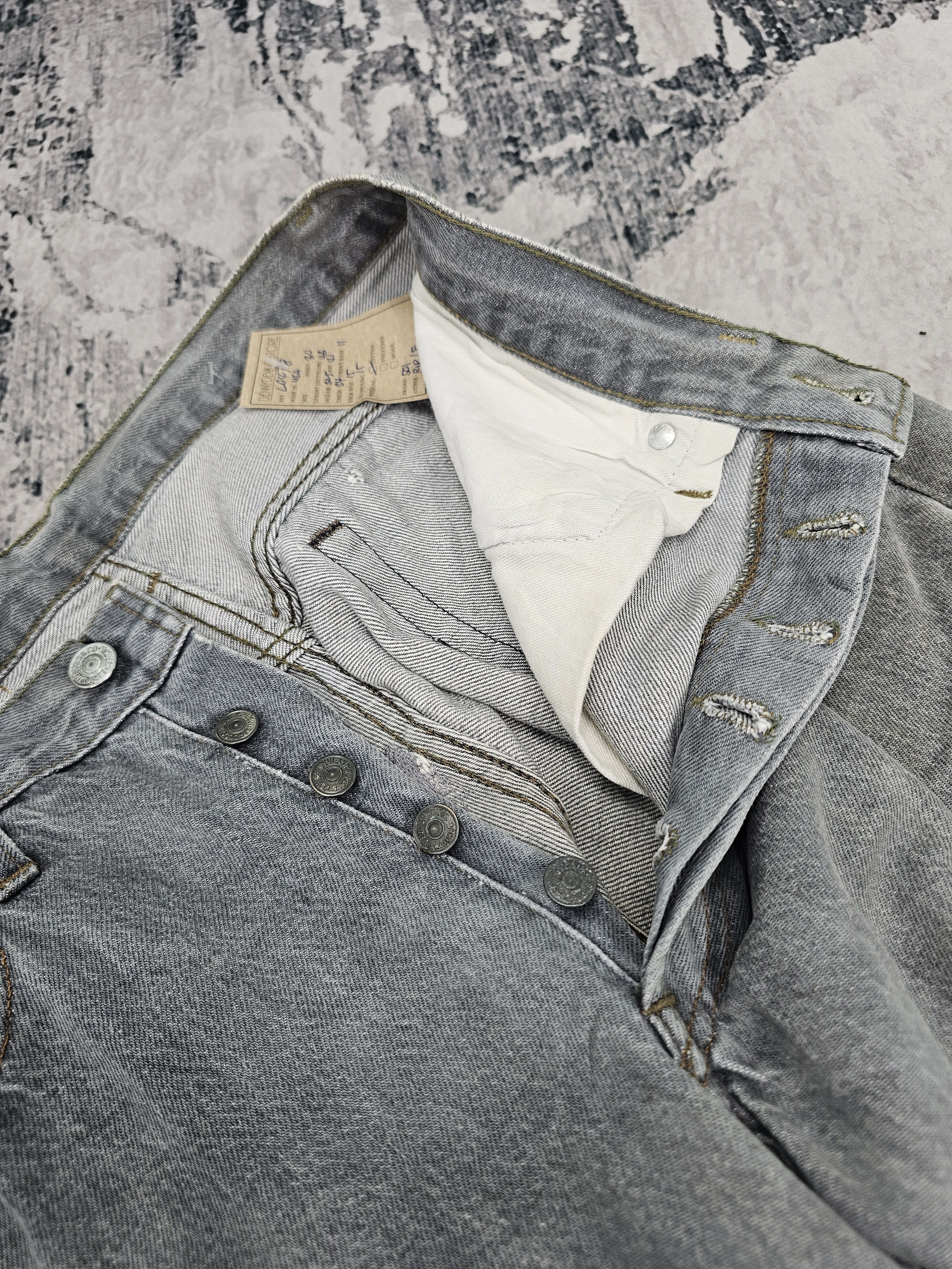 Levi's Vintage Clothing Vintage 80's LEVIS 501 Gray Faded Made In Usa Jeans L0478 Size US 30 / EU 46 - 11 Thumbnail