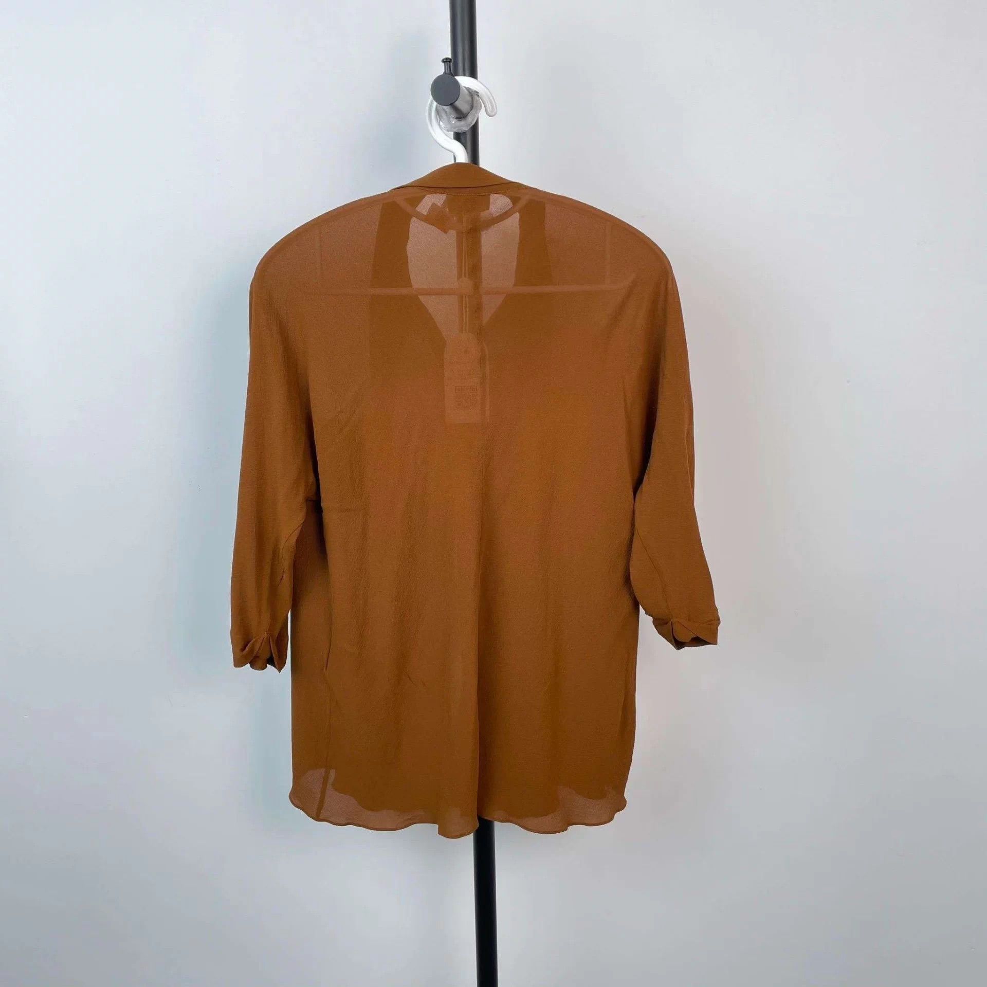 Fendi Fendi Vintage Silk Short Sleeve Shirt 40 Brown Size M / US 6-8 / IT 42-44 - 2 Thumbnail