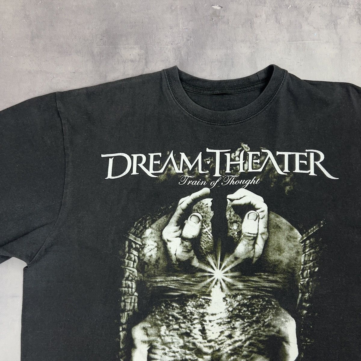 Band Tees Rare! Vintage Dream Theater Train Of Thought Big Logo Tee Size US M / EU 48-50 / 2 - 3 Thumbnail