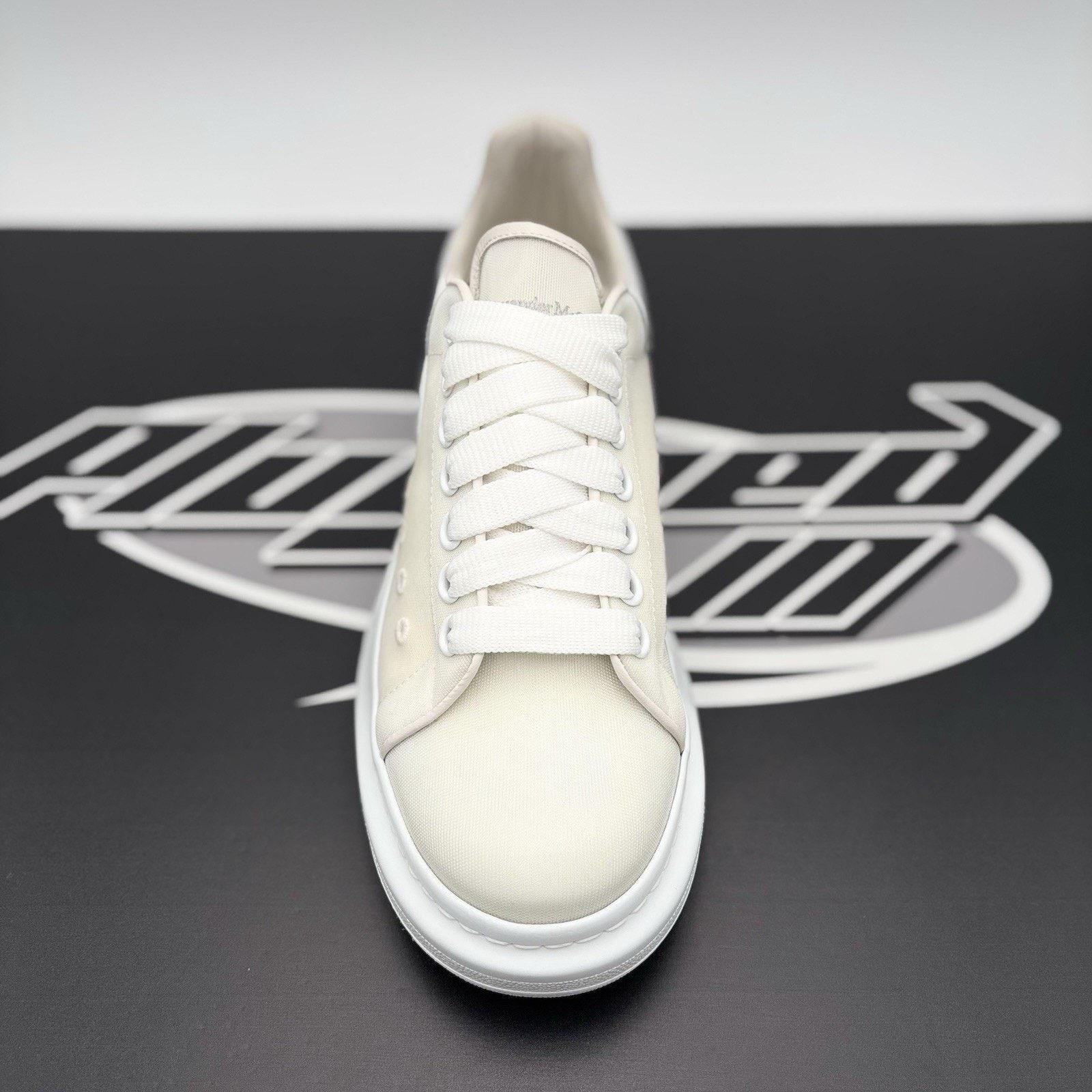 Alexander McQueen Alexander McQueen ‘ White Transparent ‘| EXCELLENT CONDITION Size US 7 / EU 40 - 5 Thumbnail