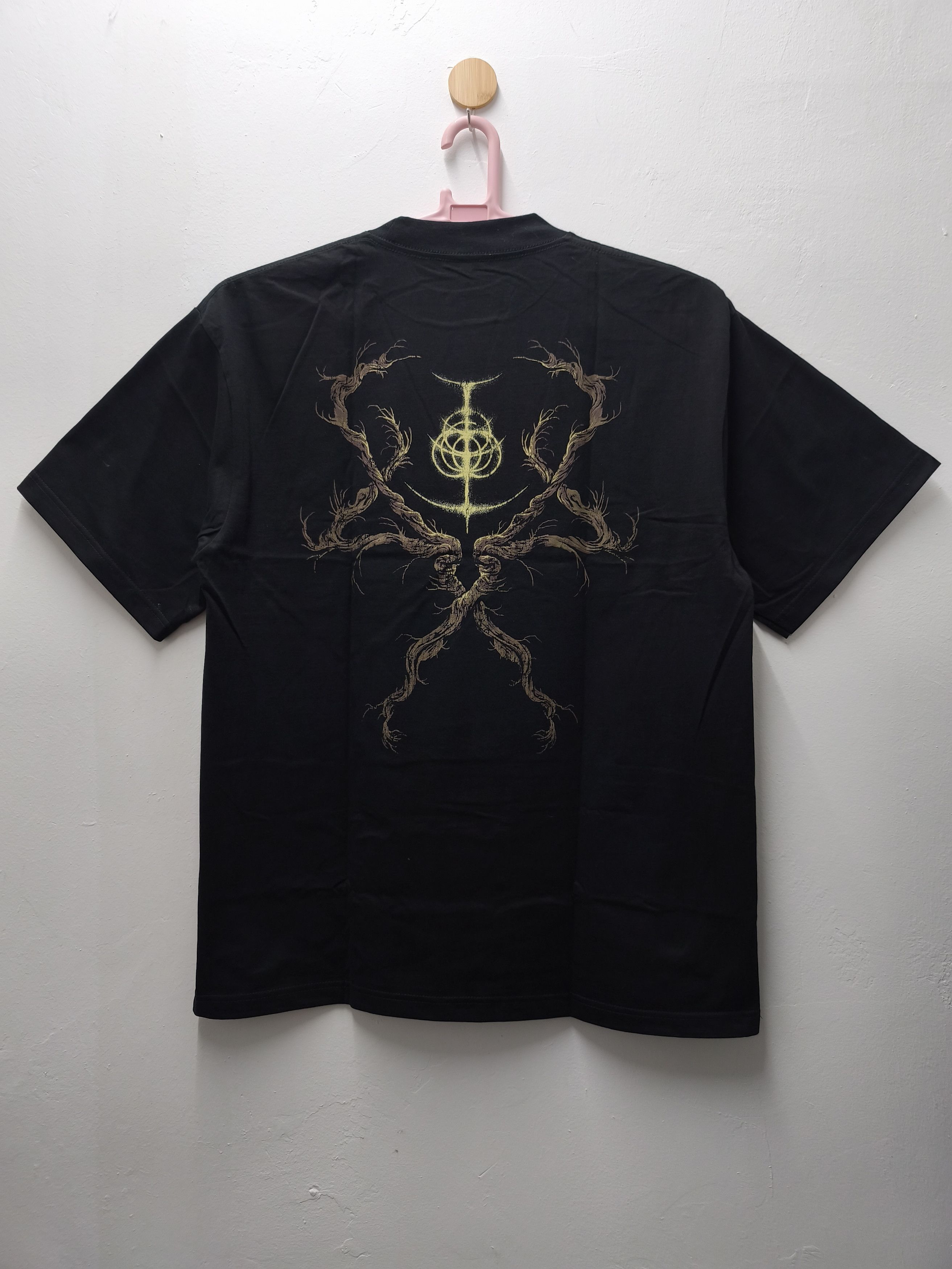 Playstation Elden Ring "Malenia Shore" T-shirt Size US XL / EU 56 / 4 - 9 Thumbnail