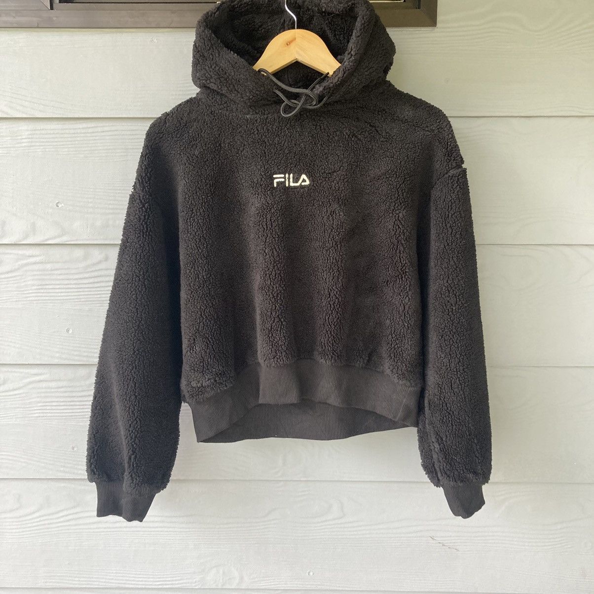 Fila Vintage Fila Crop Top Fleece Hoodie Size M / US 6-8 / IT 42-44 - 1 Thumbnail