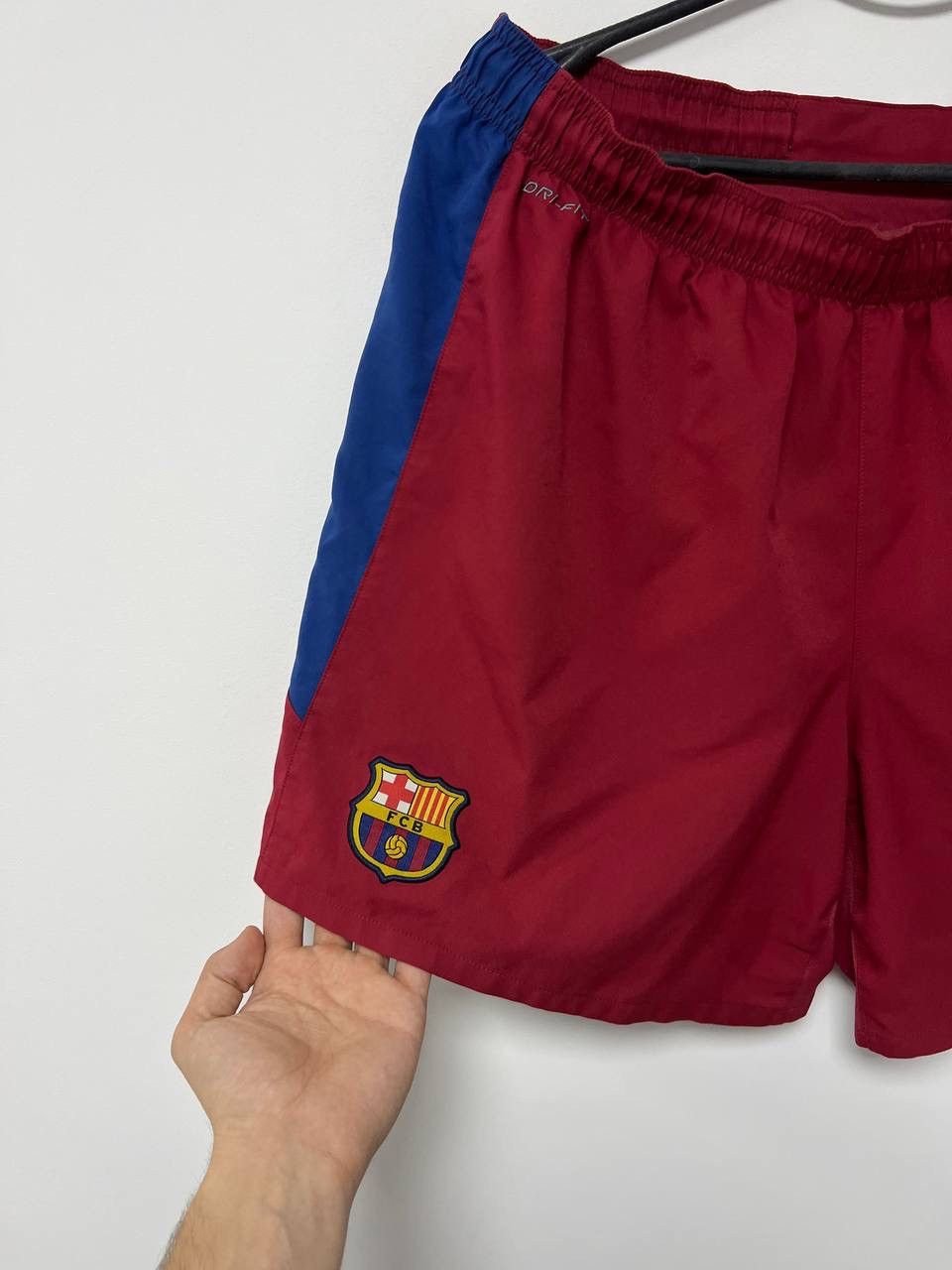 Nike Barcelona 2010/2011 Home Football Shorts Soccer Kit Nike L Size US 36 / EU 52 - 3 Thumbnail