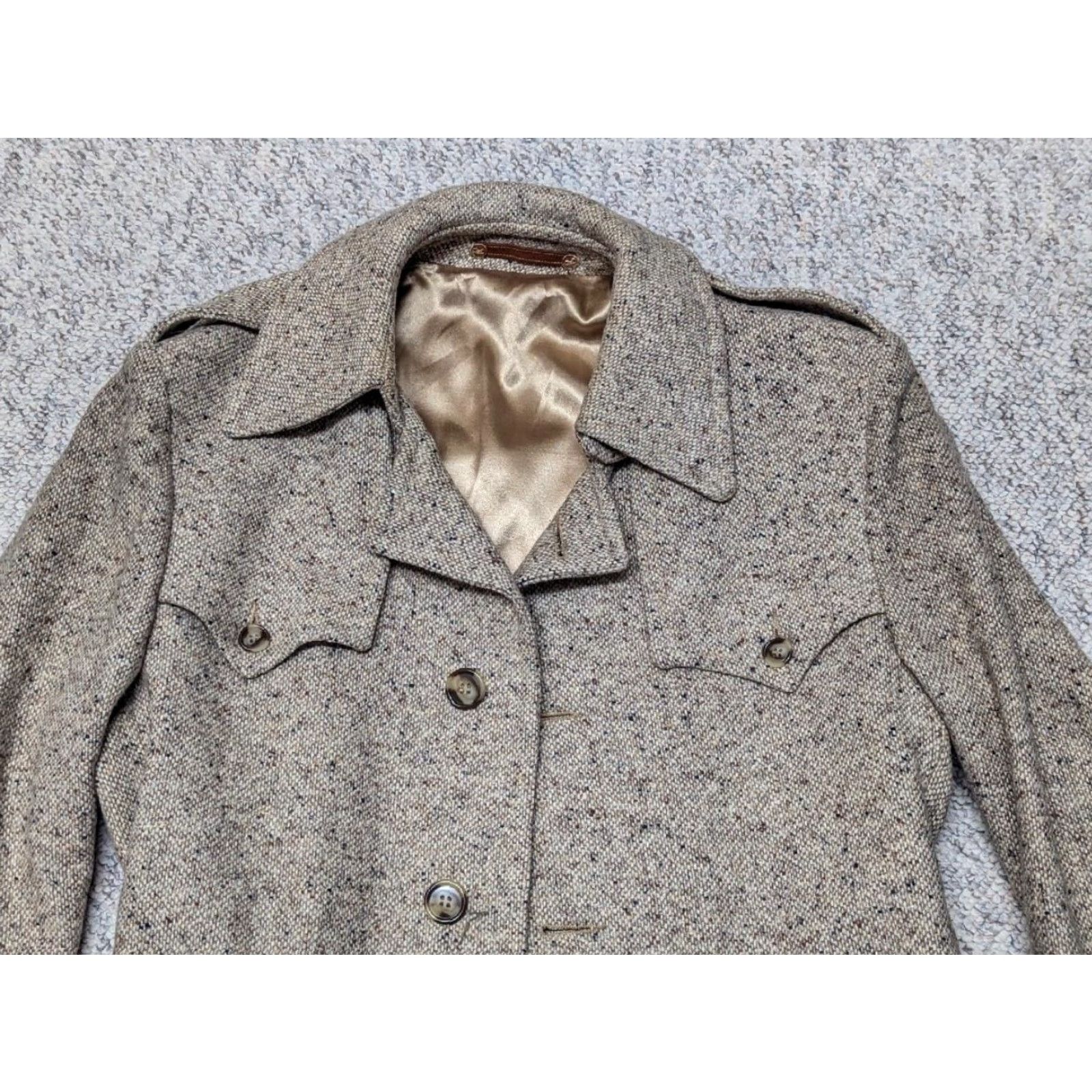 Vintage VINTAGE Robert Lewis Overcoat Jacket Belted Tweed Wool 38 Tan Brown Fleck Long Tall Men Chest 38 Suit Coat Mens Size 36R - 6 Thumbnail