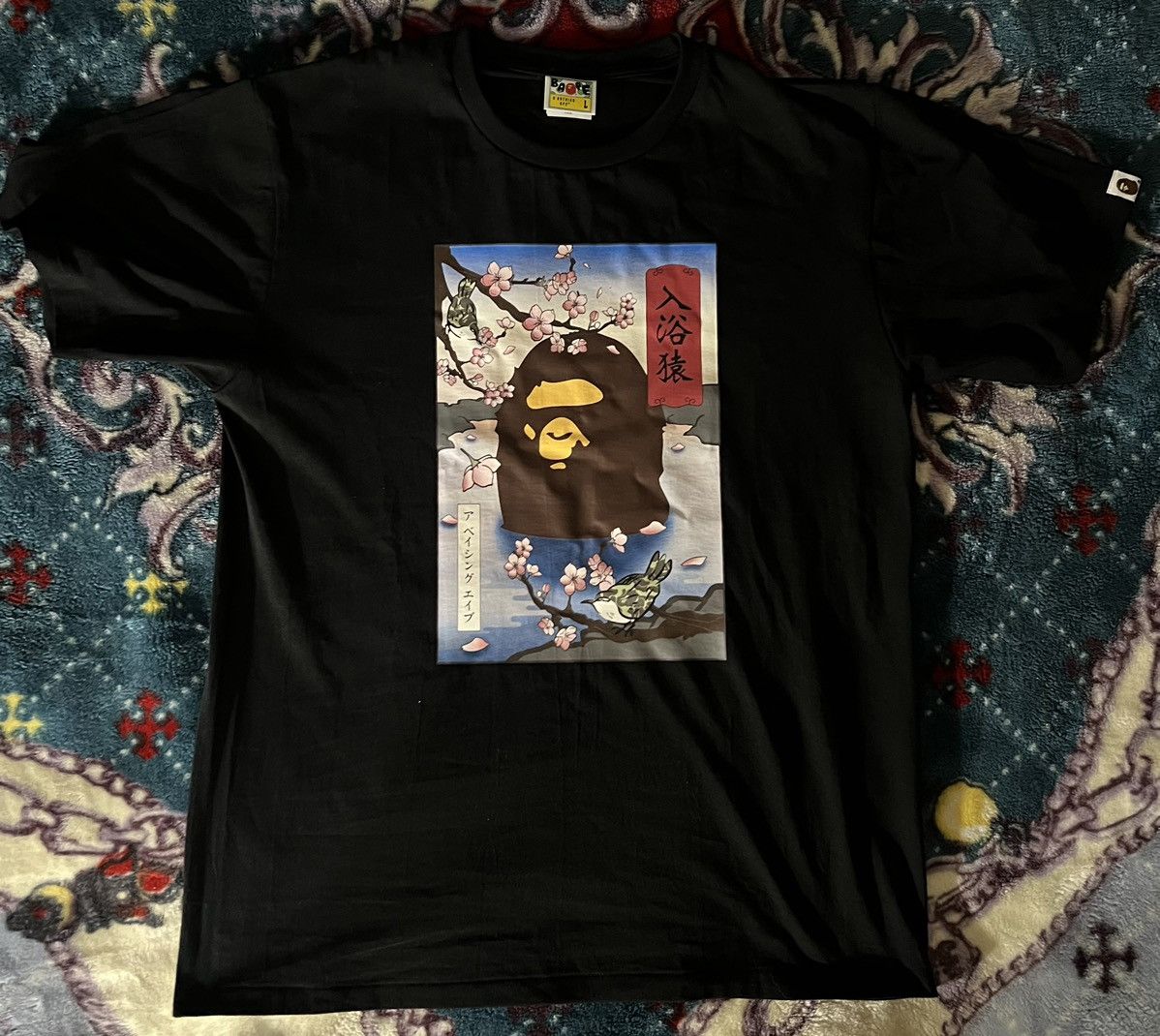 Bape Bape Sakura Japanese T-Shirt Size US L / EU 52-54 / 3 - 2 Thumbnail