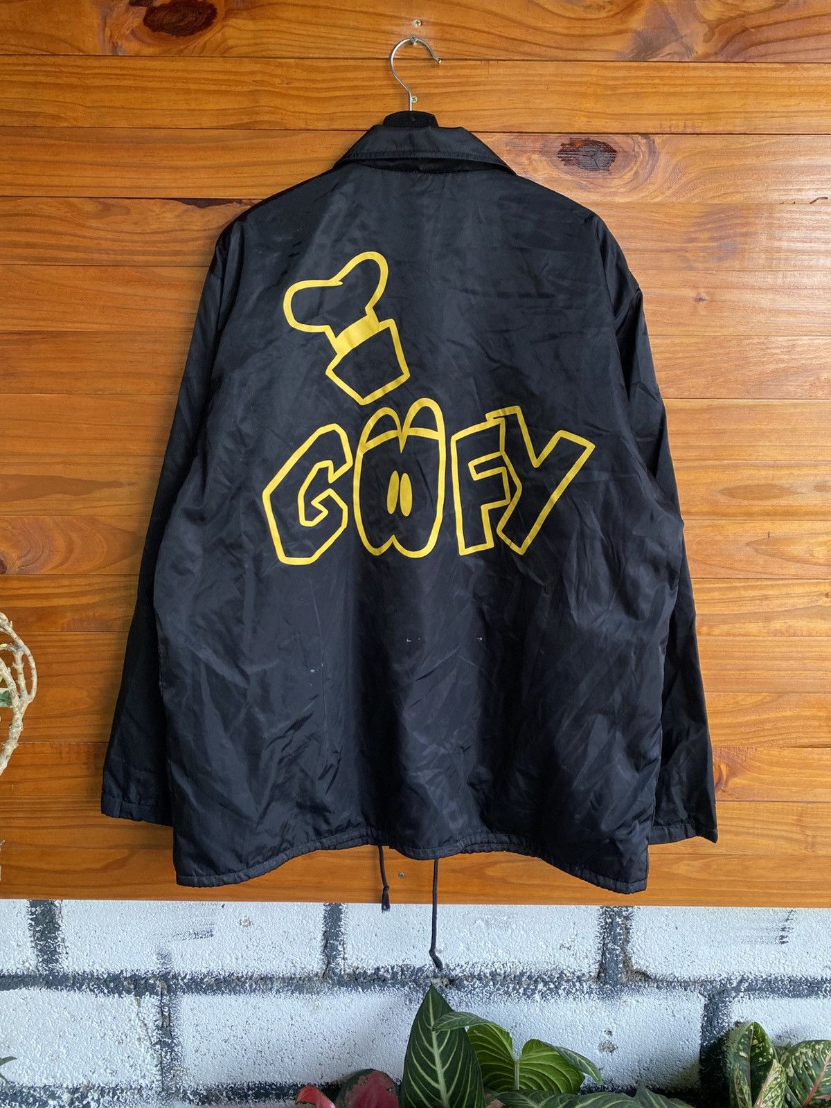 Disney Vintage Disney Goofy Coaches Jacket – 90s Black Nylon Size US L / EU 52-54 / 3 - 9 Thumbnail