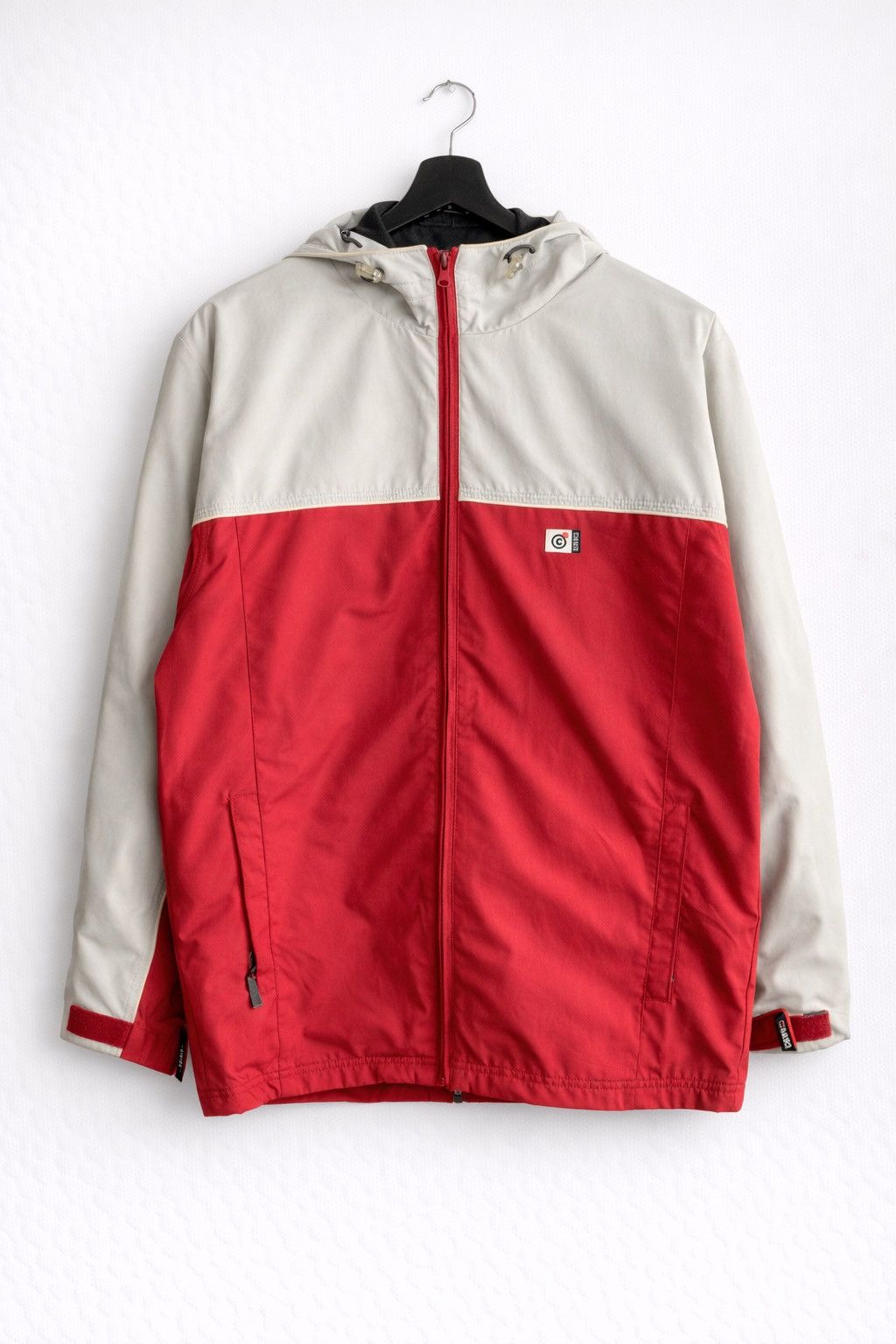Japanese Brand Vintage CHUR Snowboarding Generation Hooded Jacket Red Grey Size M / US 6-8 / IT 42-44 - 1 Thumbnail