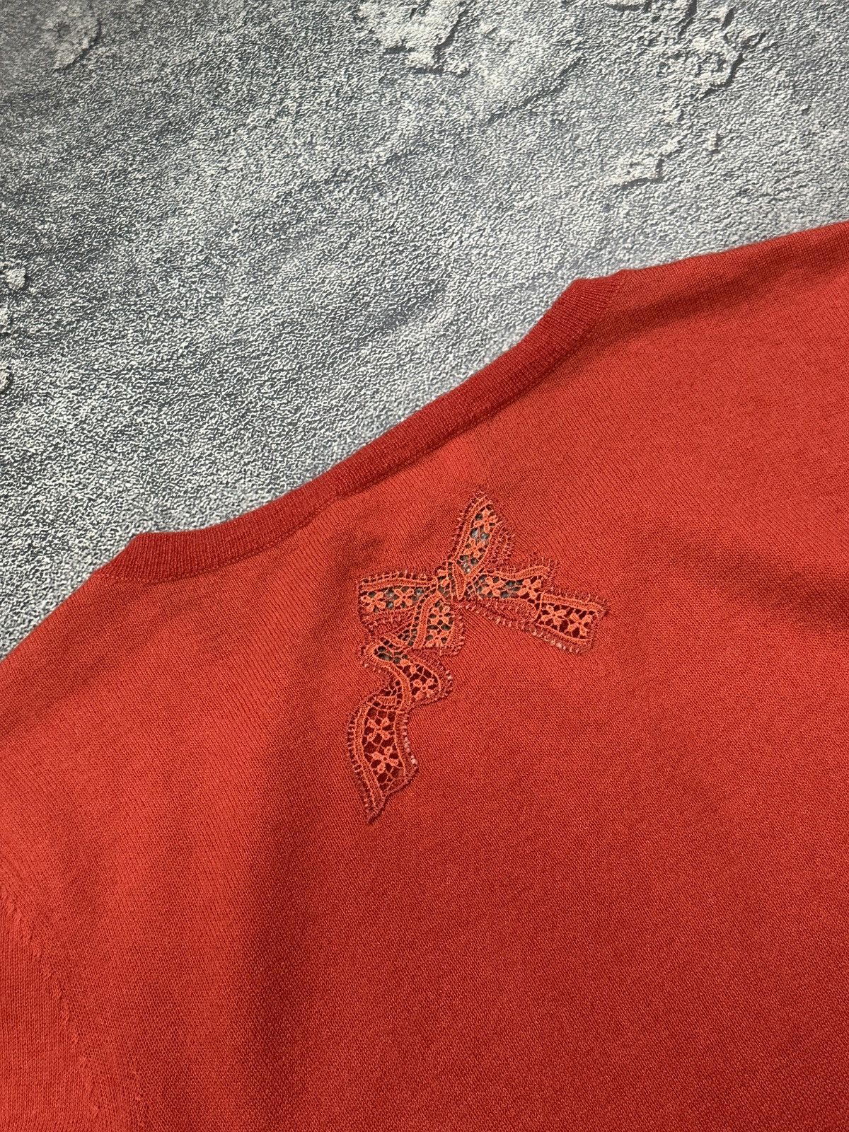 RED Valentino RED VALENTINO Red Crewneck Cashmere Jumper Lace Detail XS Size XS / US 0-2 / IT 36-38 - 8 Thumbnail