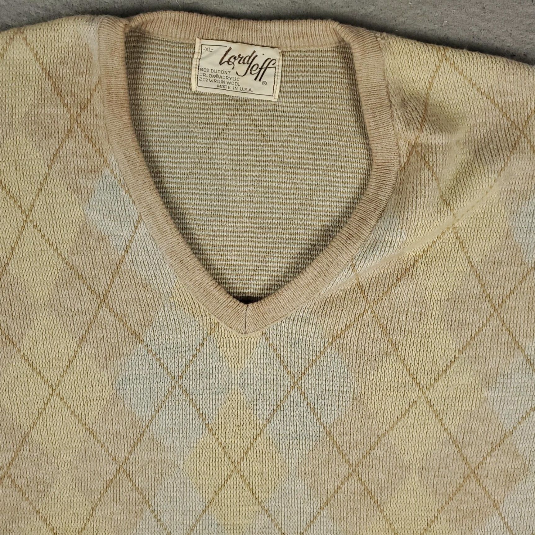 Vintage VINTAGE Lord Jeff Sweater Pullover Men's XL Beige Argyle Wool 90s Knit Gift Ideas Size US XL / EU 56 / 4 - 2 Thumbnail