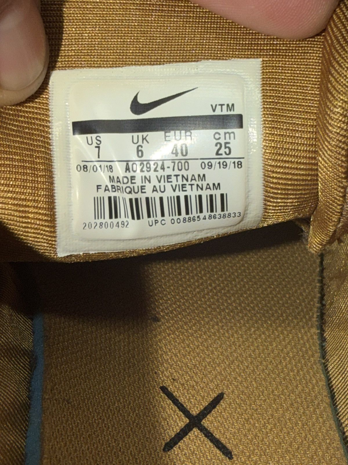 Nike Nike Air Max 720 Desert size 7 Size US 7 / EU 40 - 12 Thumbnail
