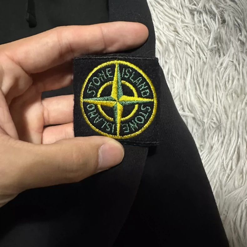 Stone Island Black Stone Island Hoodie in Good Condition -2506 Size US M / EU 48-50 / 2 - 3 Thumbnail