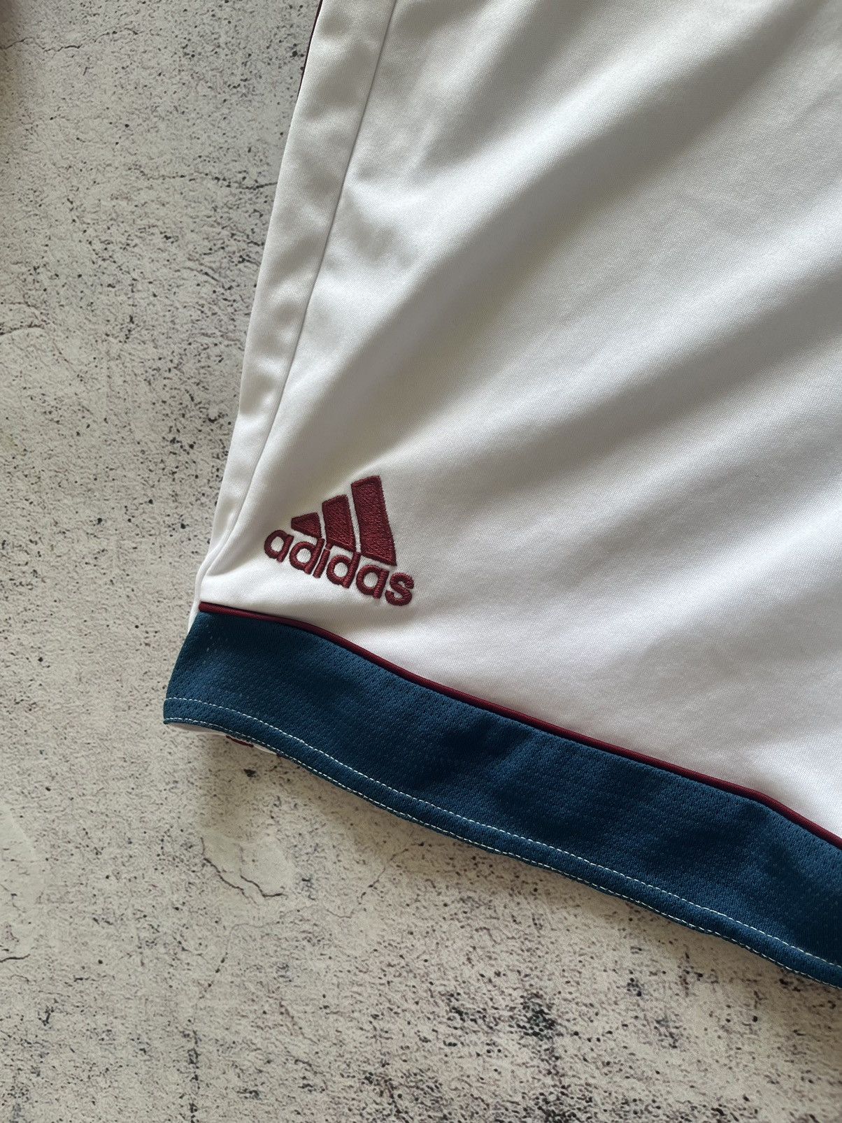 Adidas ADIDAS FC BAYERN MUNCHEN 2014/2015 FOOTBALL SHORT,SOCCER,S Size US 30 / EU 46 - 5 Thumbnail