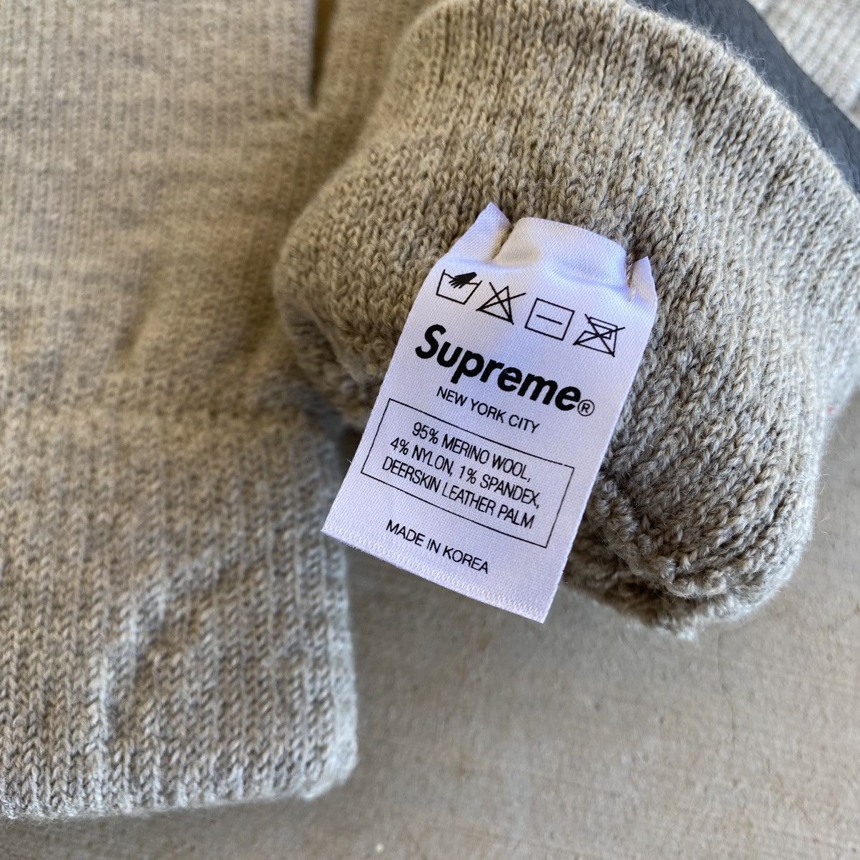 Supreme Supreme Deerskin Gloves Beige 2010 Vintage Designer Wool Size ONE SIZE - 4 Thumbnail
