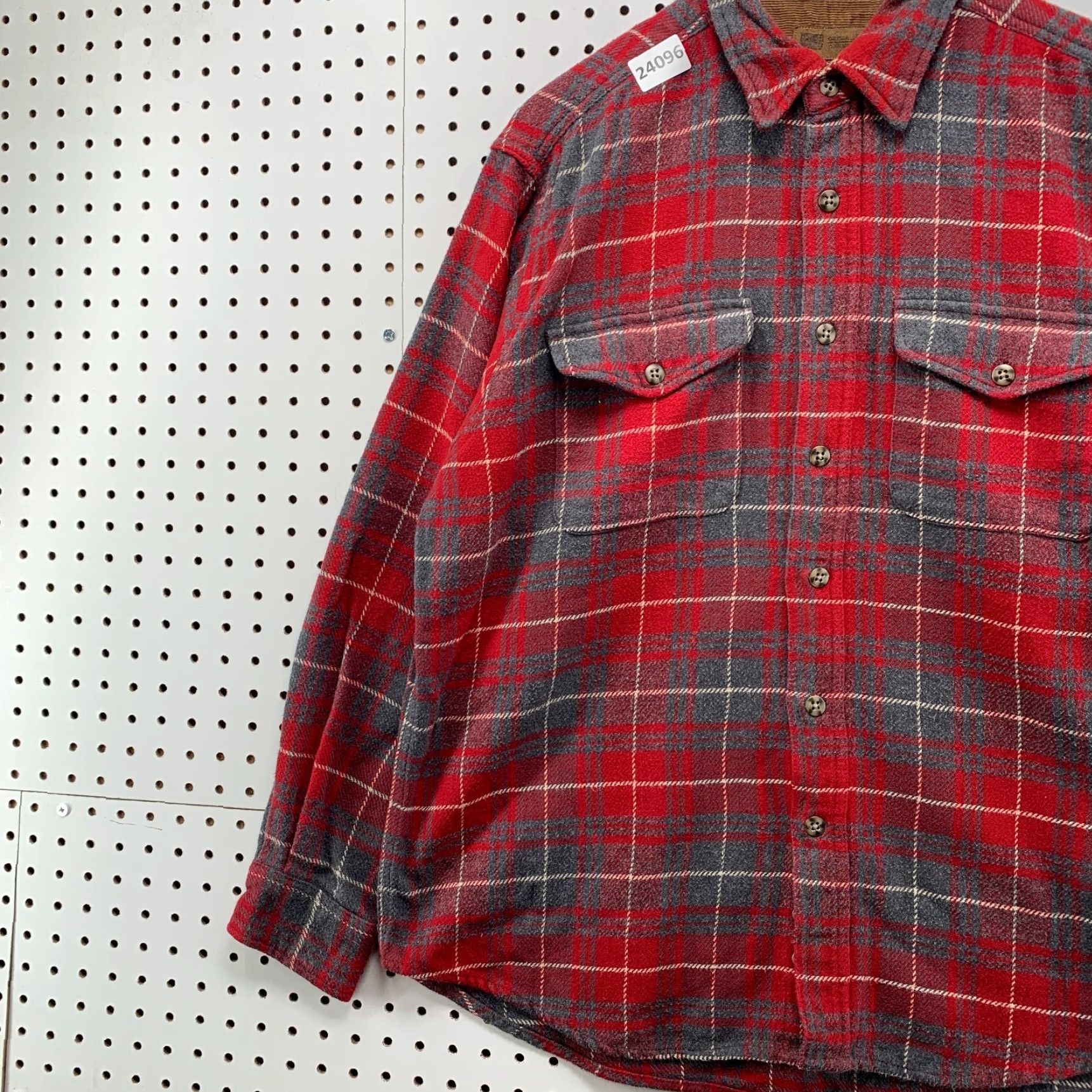 Faded Glory Faded Glory Heavyweight Flannel Pocket Shirt Red Plaid Mens Large 25x32 Size US L / EU 52-54 / 3 - 3 Thumbnail