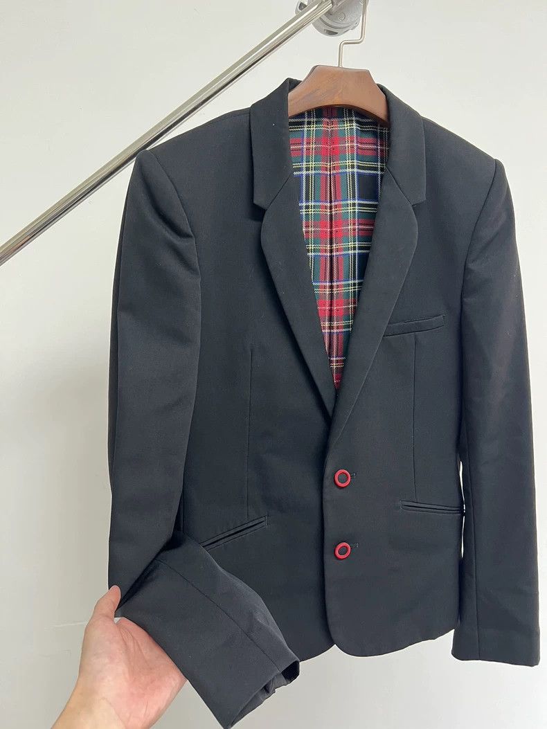 Number (N)ine Number (N)ine size 2 04ss Red Button Shoulder Pad blazer 2 Size 36S - 3 Thumbnail