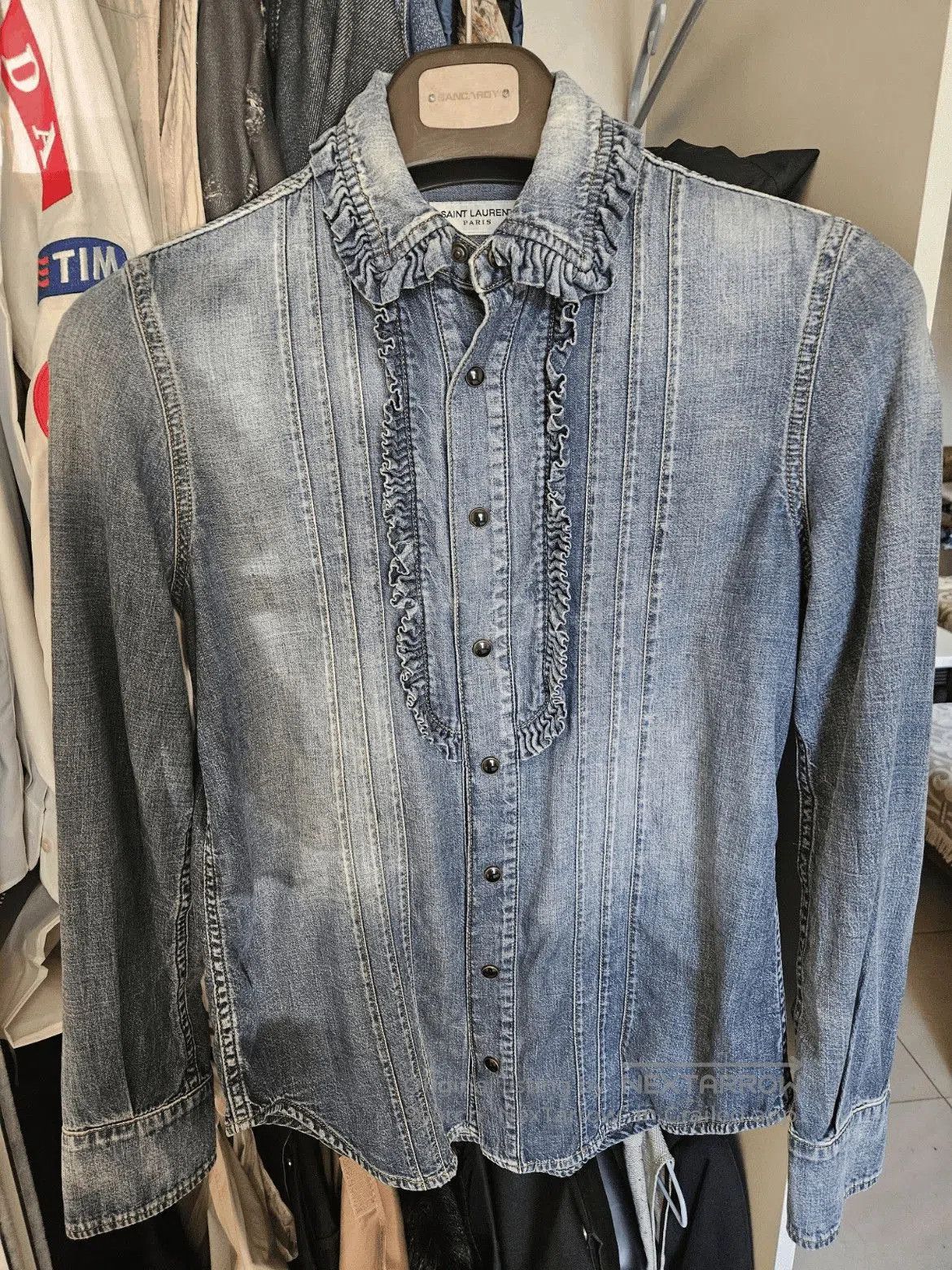 Saint Laurent Paris Saint Laurent Paris Flower Front Denim Shirt. Size US L / EU 52-54 / 3 - 1 Thumbnail