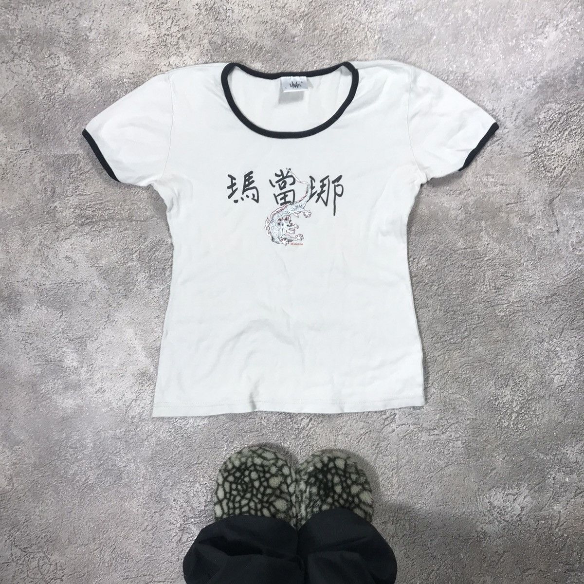 Vintage Vintage Y2K Japanese Graphic Tee Abstract Tiger Art Streetwe Size L / US 10 / IT 46 - 1 Thumbnail