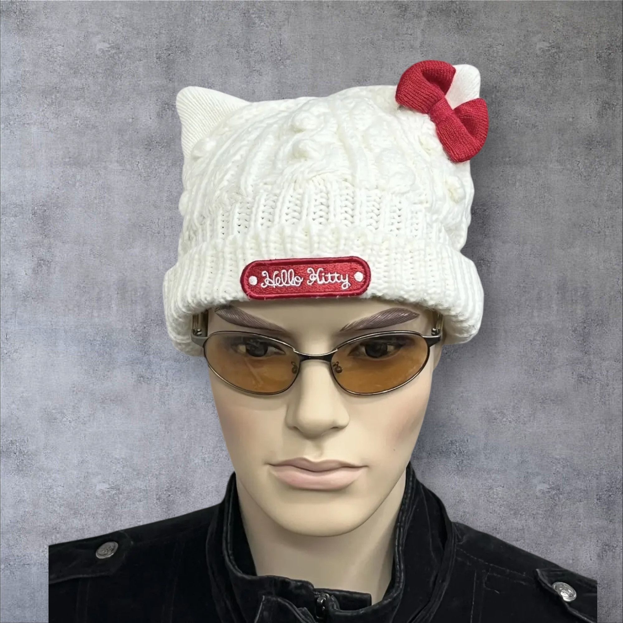 Anime 🔥DOPE RARE💥HELLO KITTY Bold Knitted Horn Ear Beanie Size ONE SIZE - 3 Thumbnail