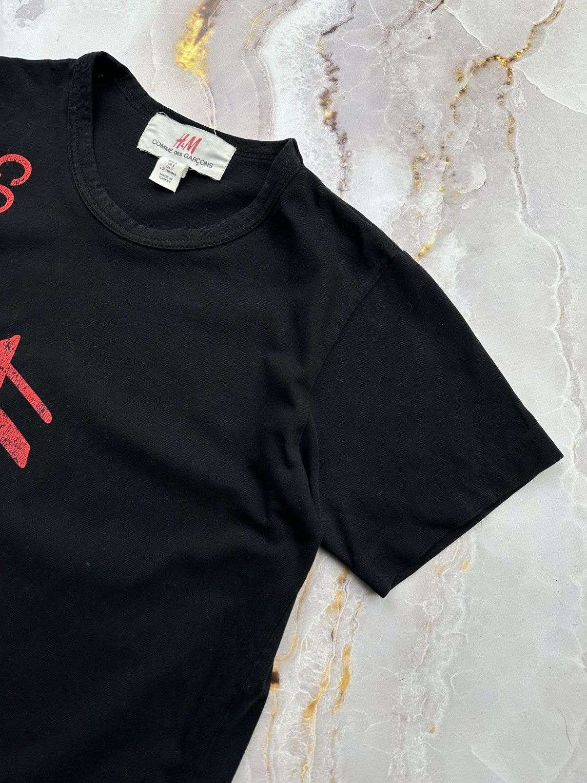 Comme des Garcons Comme des Garcons x H&M T-Shirt Size S / US 4 / IT 40 - 4 Thumbnail