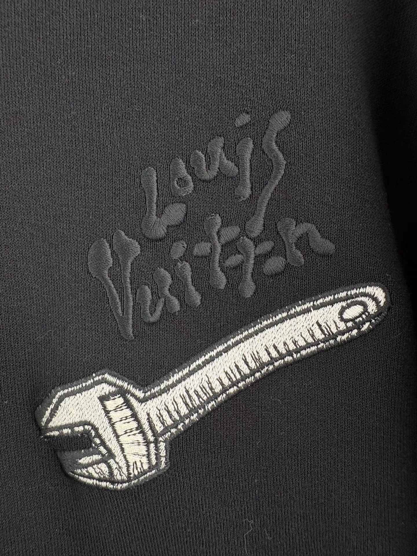 Louis Vuitton Black XL Hoodie with Tool Illustrations Size US XL / EU 56 / 4 - 3 Thumbnail