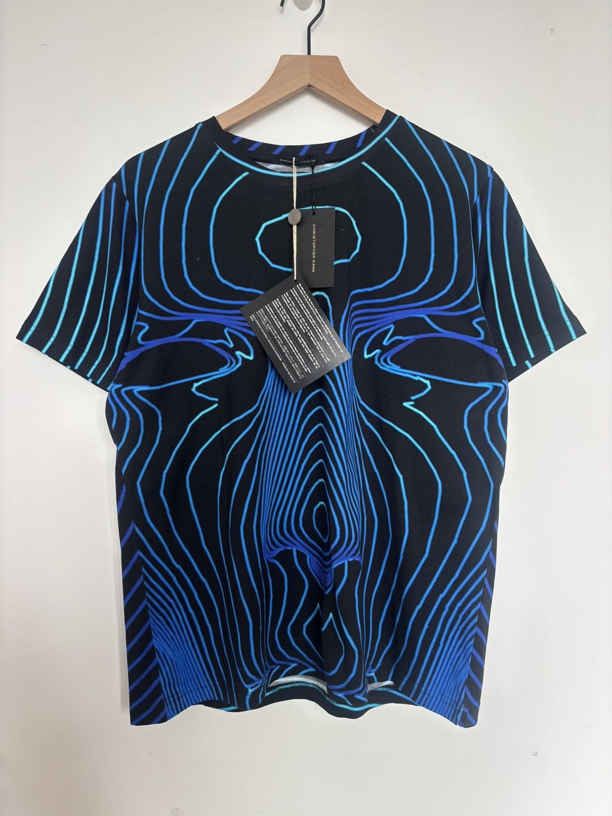 Christopher Kane Christopher Kane 2014 Face Tee Blue Black L Made in Italy Size US L / EU 52-54 / 3 - 1 Thumbnail