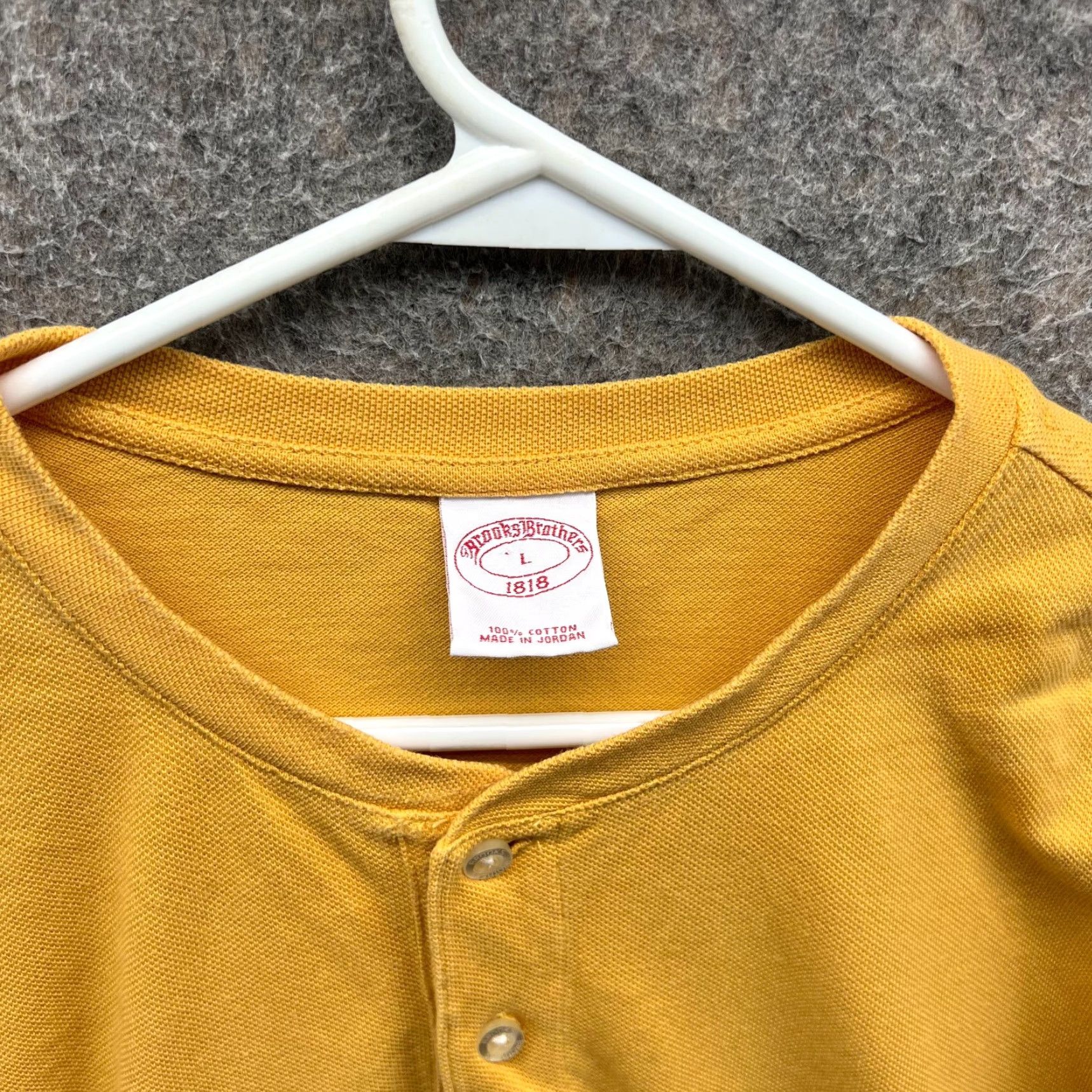 Brooks Brothers Brooks Brothers Shirt Mens Large Yellow Long Sleeve Henley Pullover Mustard Shirt Size US L / EU 52-54 / 3 - 6 Thumbnail
