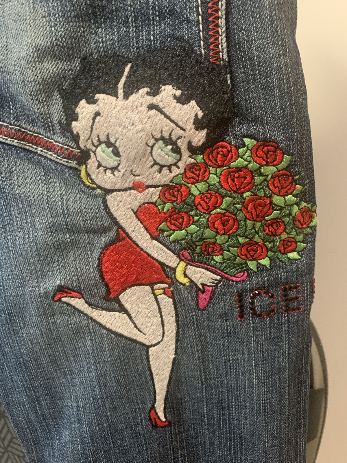 Iceberg Iceberg Betty Boop Vintage Jeans W26 Size 26" / US 2 / IT 38 - 1 Thumbnail