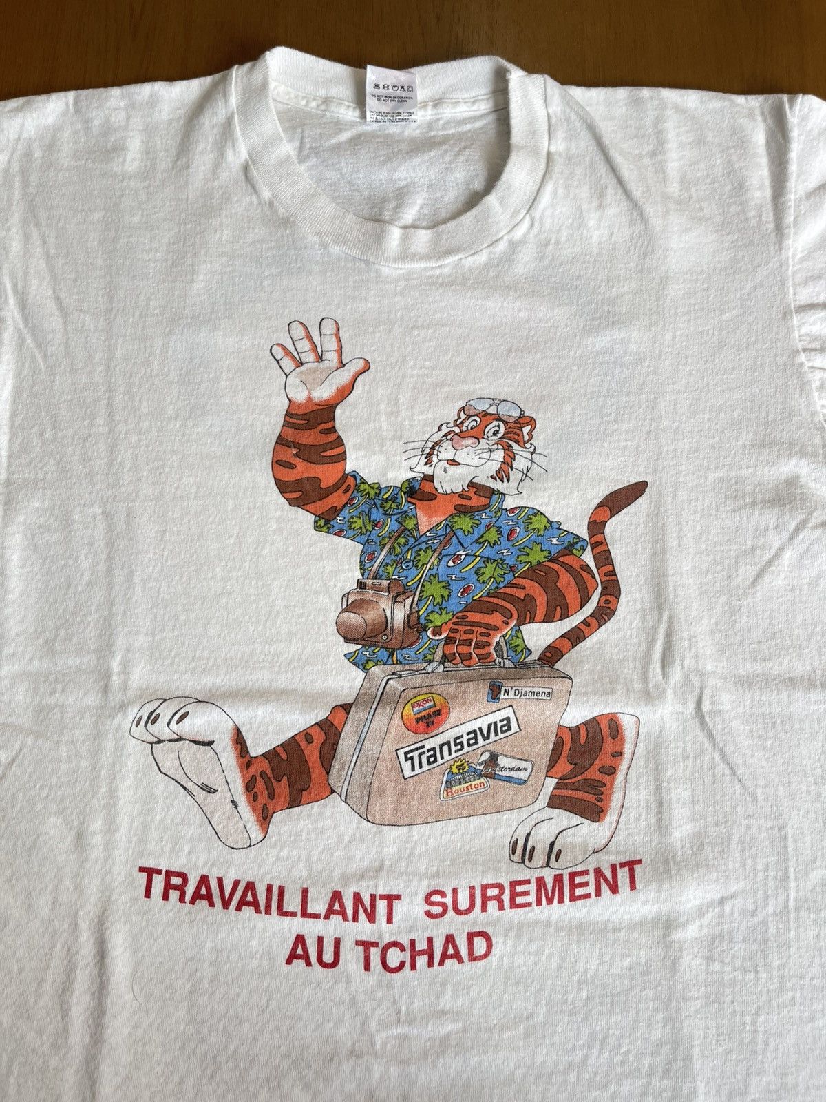 Vintage Vintage 90s Esso Mascot Tiger T shirt Size US L / EU 52-54 / 3 - 4 Thumbnail