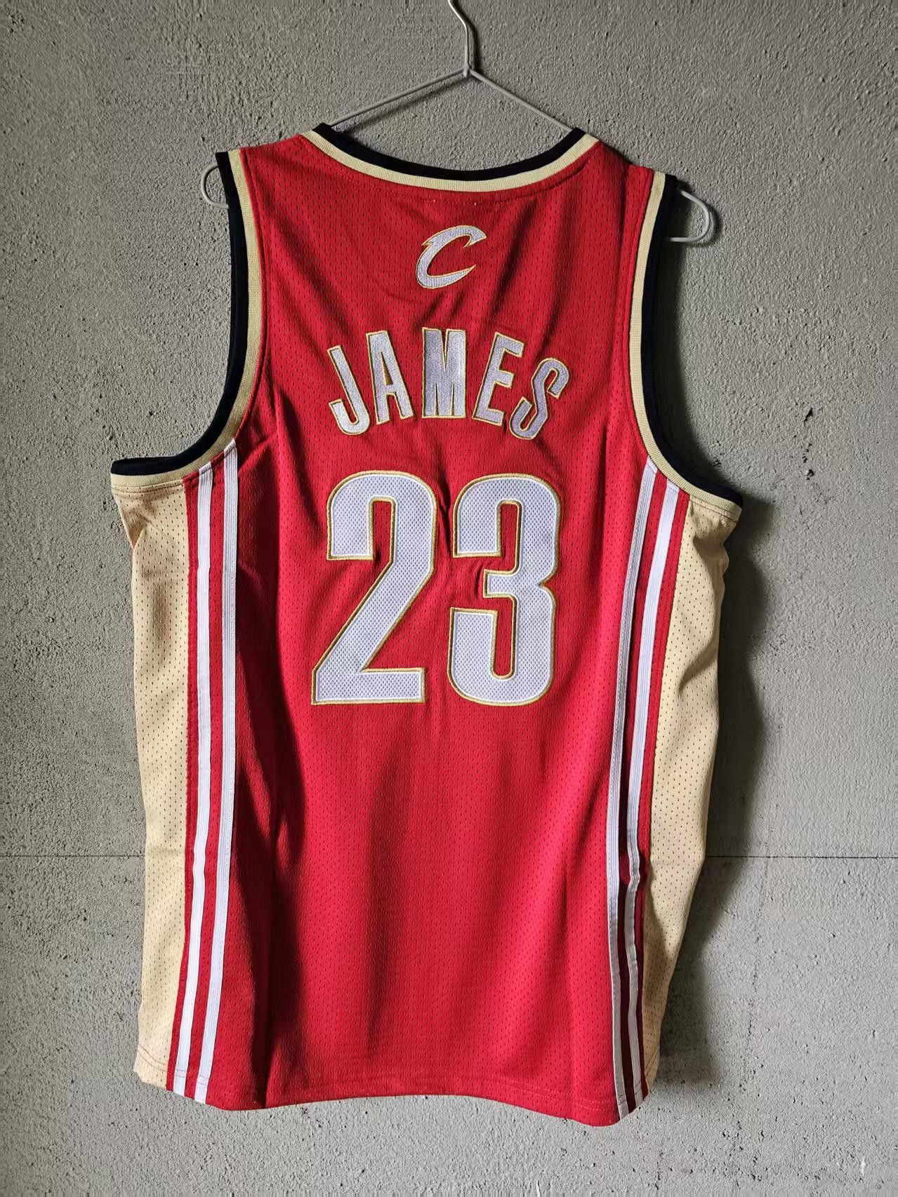 NBA LeBron James Jersey Cleveland Cavaliers Red Double Stitched Size US XL / EU 56 / 4 - 2 Thumbnail