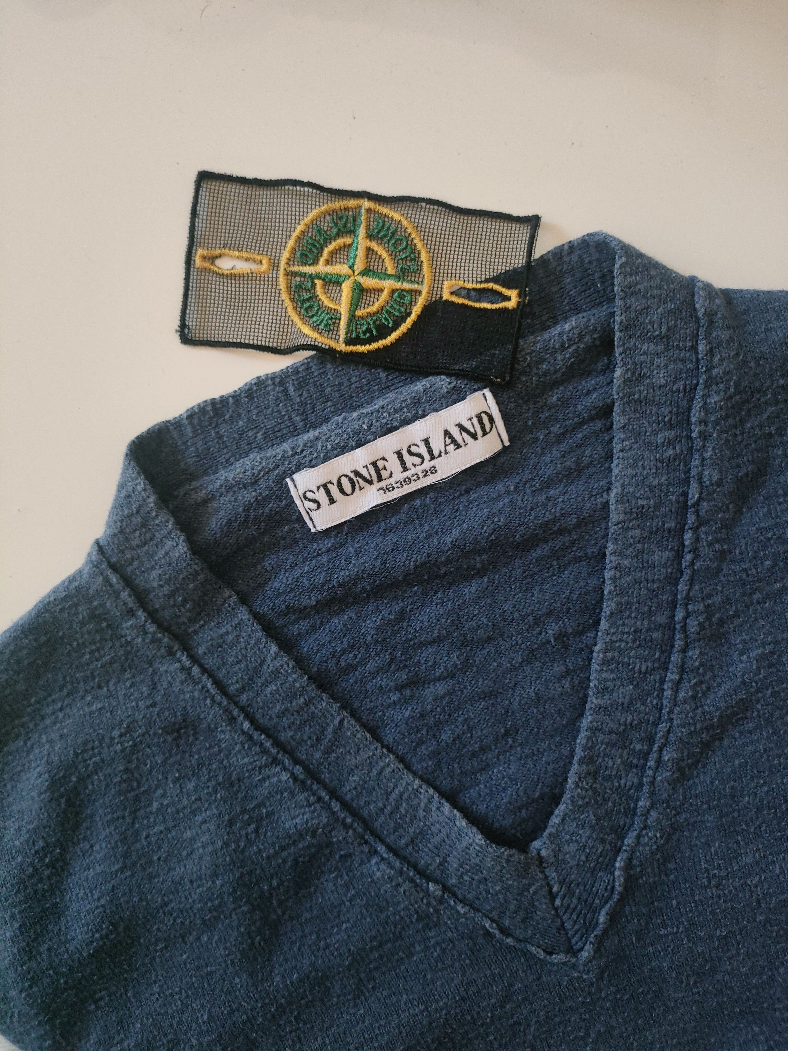 Stone Island Mesh Badge Blue CO-NY V-neck Sweater