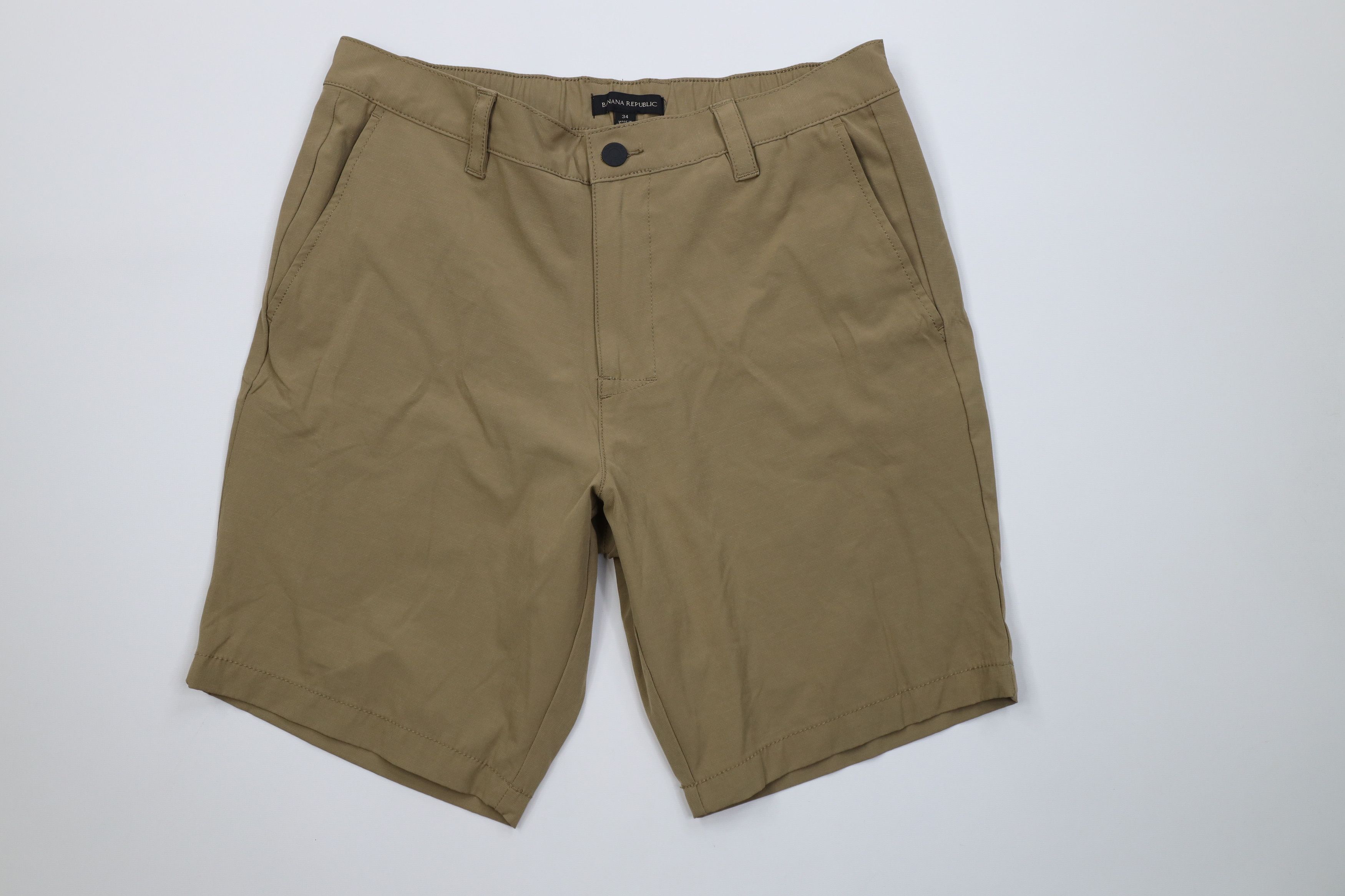 Banana Republic Banana Republic Tech Knit Above Knee Chino Shorts Beige Size US 34 / EU 50 - 1 Thumbnail