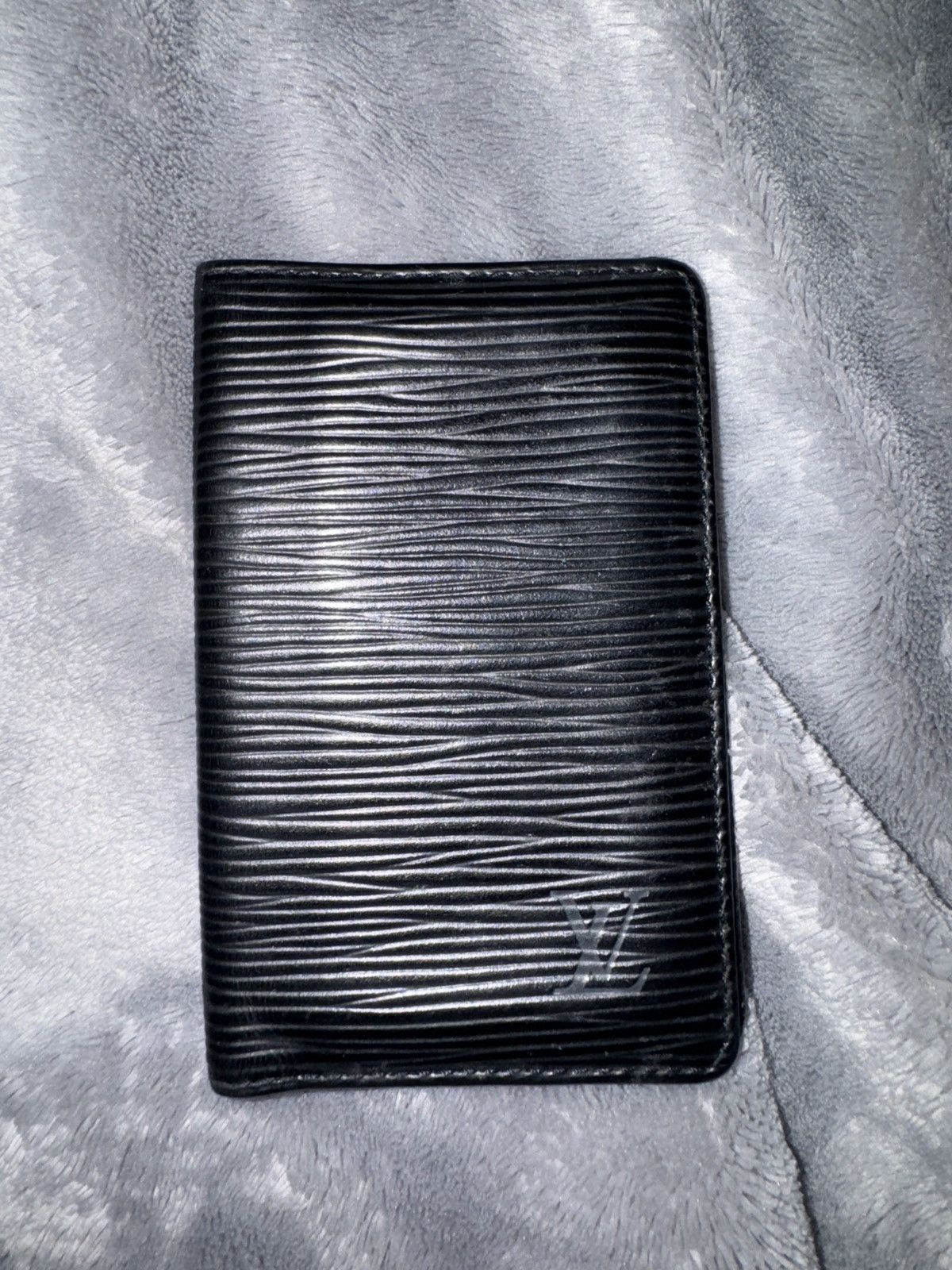 Louis Vuitton Authentic Louis Vuitton Black Epi Card Holder Size ONE SIZE - 1 Thumbnail