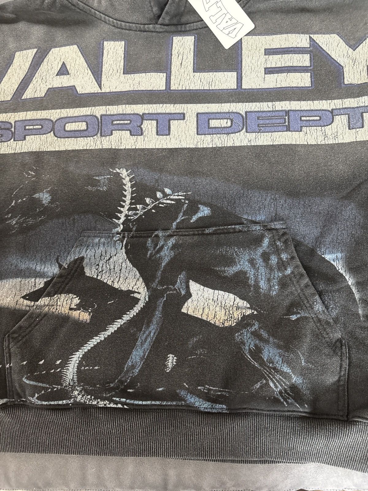 Vale Vale watchdog pullover hoodie Size US XL / EU 56 / 4 - 6 Thumbnail