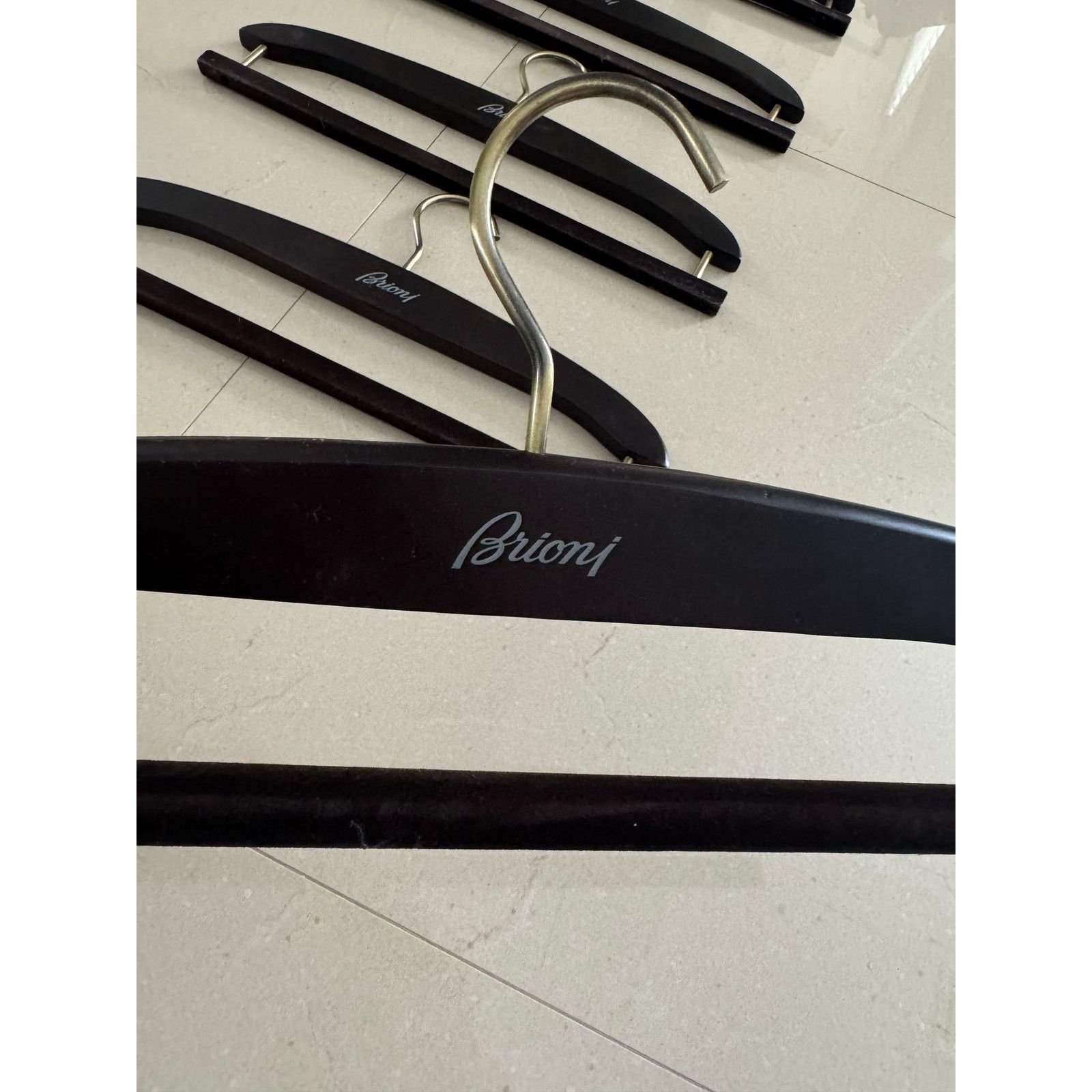 Brioni o1rshd1 Size: OS / 6 Brioni Pant Hangers in Brown Size ONE SIZE - 6 Thumbnail