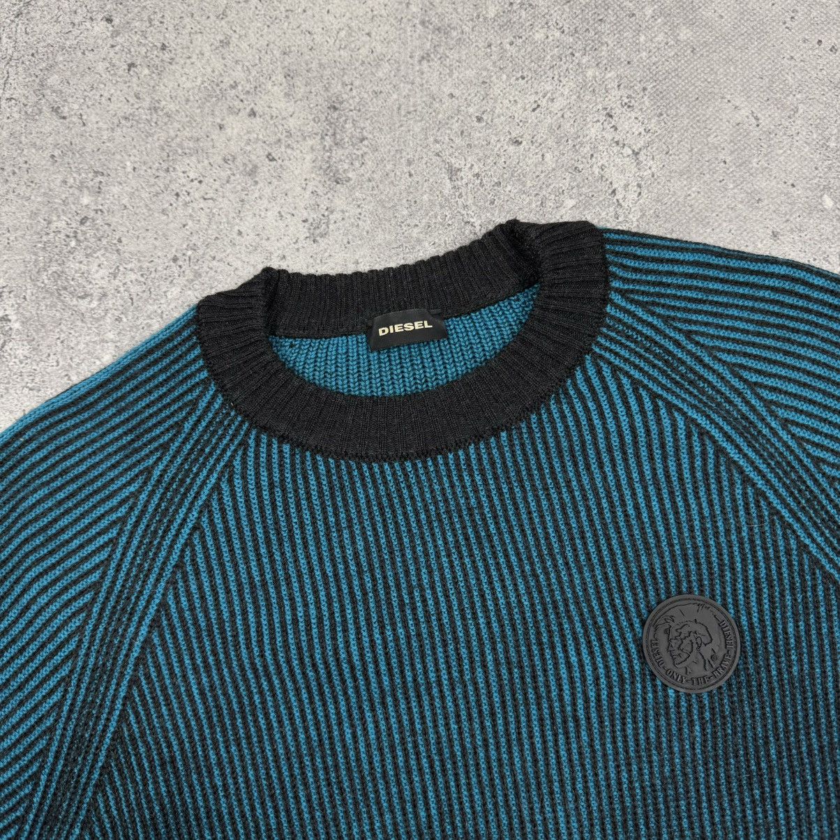 Diesel Diesel Ribbed Tight Knit Sweater Blue & Black Y2K Archive Size US L / EU 52-54 / 3 - 6 Thumbnail