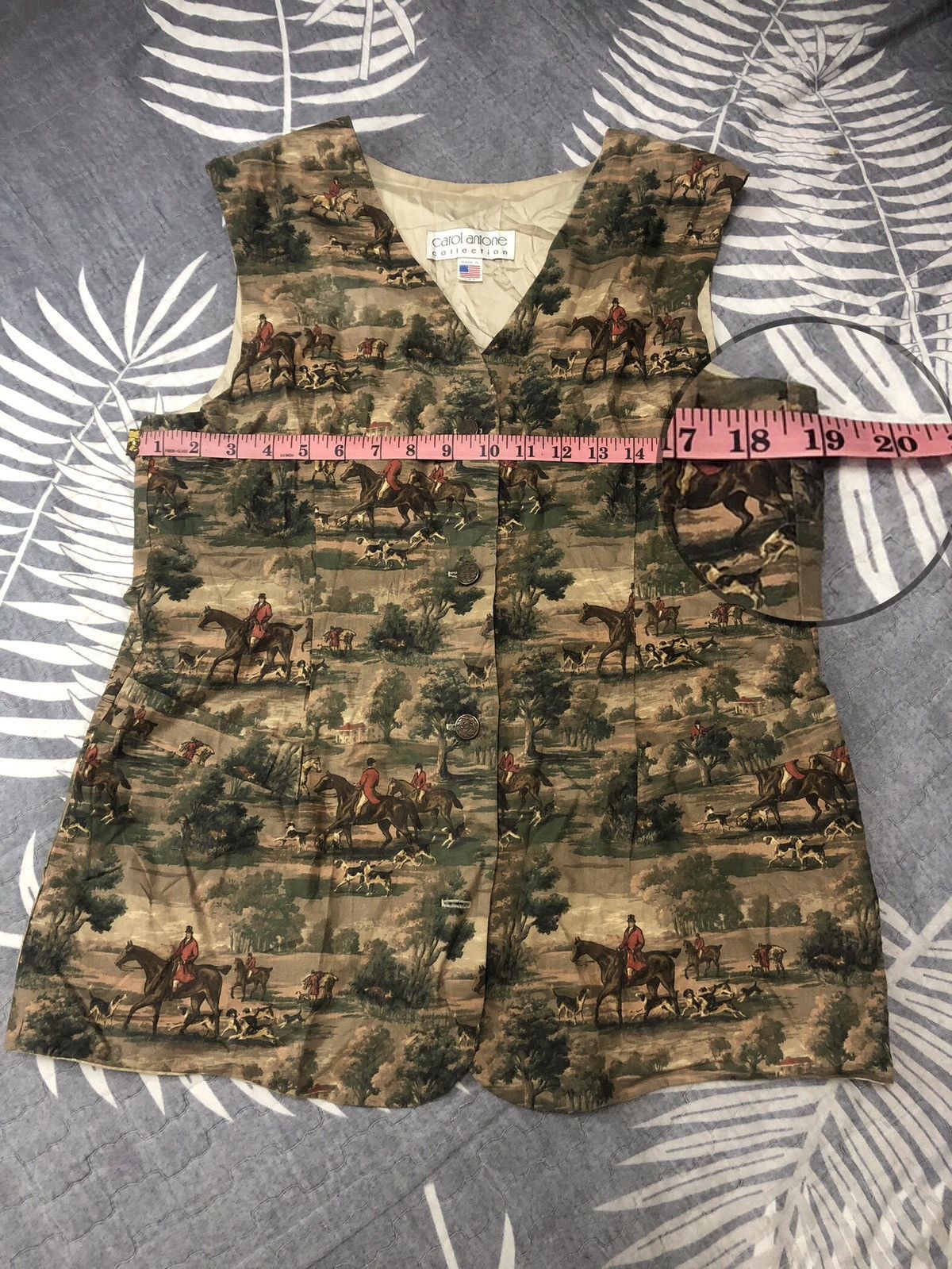 Vintage Vintage tapestry vest fullprint horses Size US M / EU 48-50 / 2 - 10 Thumbnail