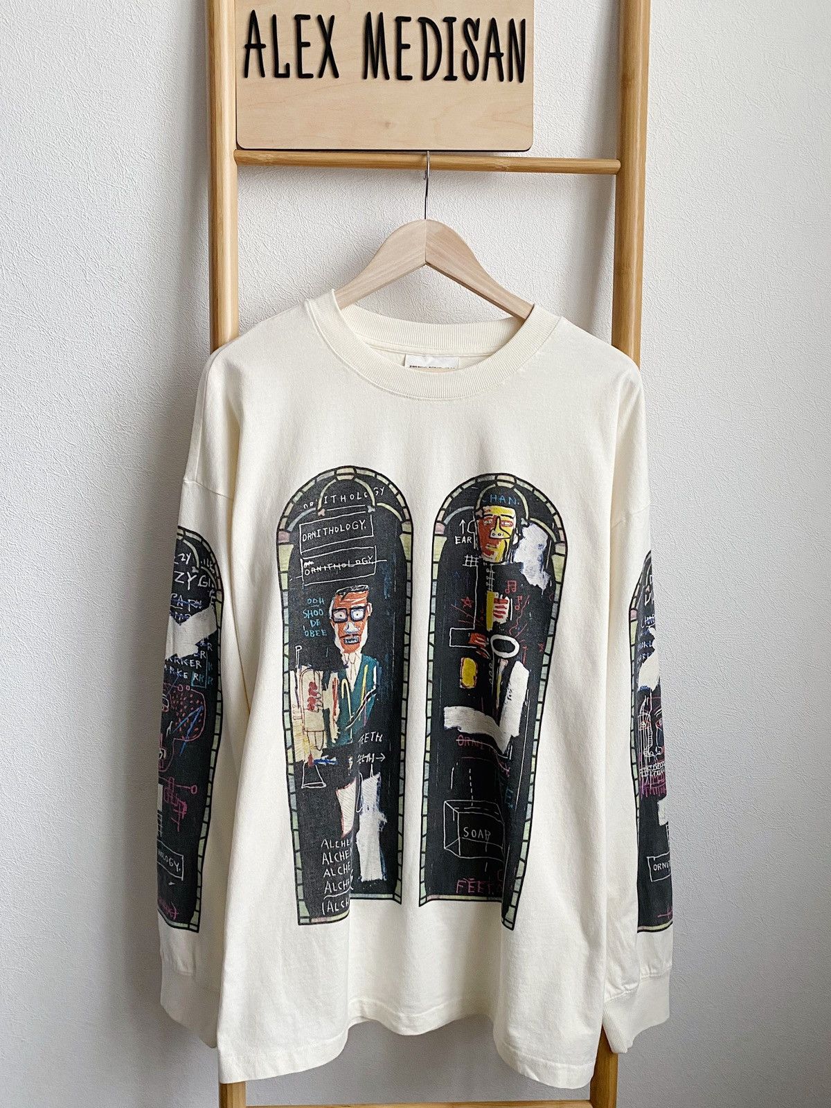 H&M × Jean-Michel Basquiat × Who Decides War WHO DECIDES WAR x BASQUIAT x H&M LONG SLEEVE RELAXED T-SHIRT Size US XL / EU 56 / 4 - 7 Thumbnail