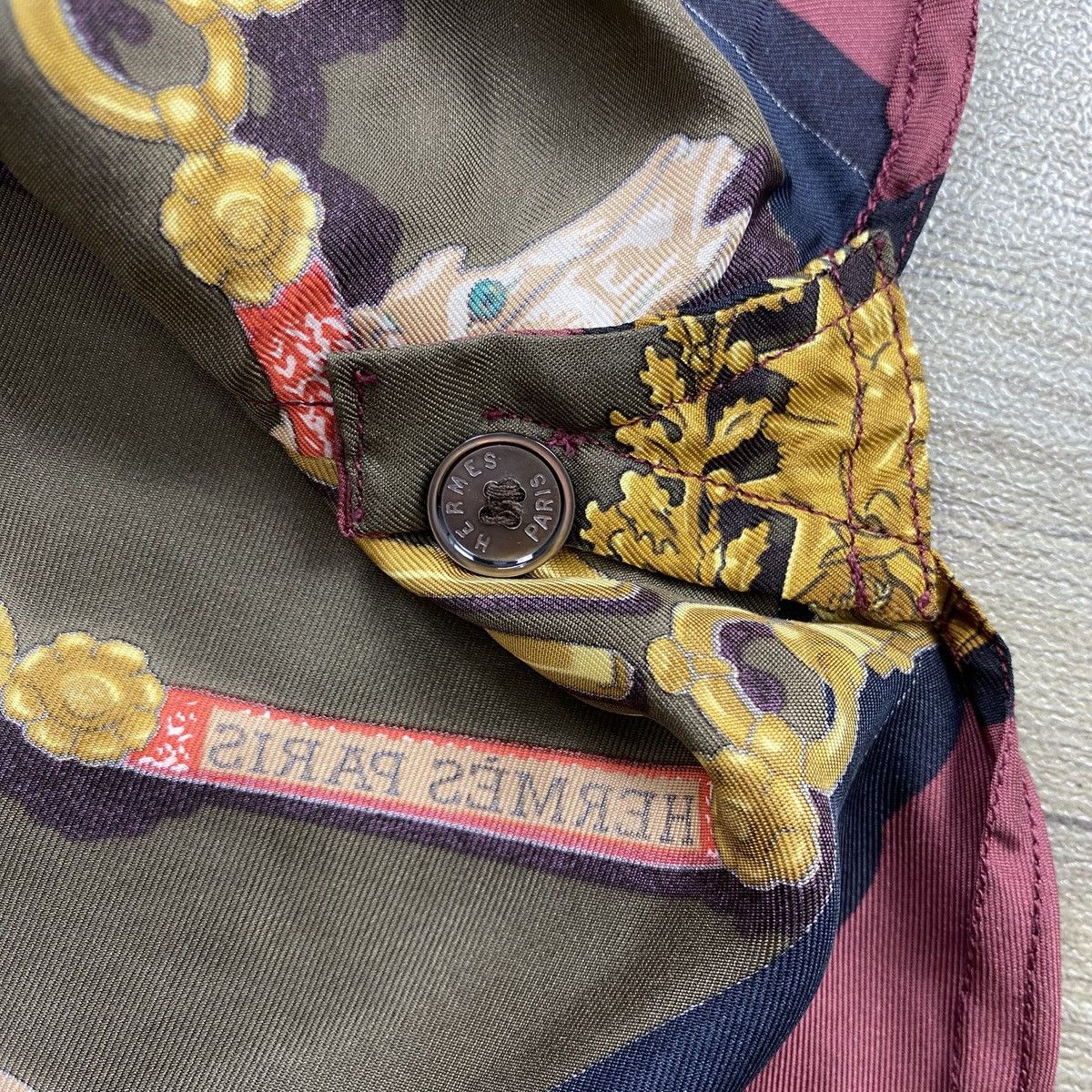 Hermes 90s Arcive Hermes Paris Equestrian Scarf Graphic Silk Shirt Size US L / EU 52-54 / 3 - 14 Thumbnail