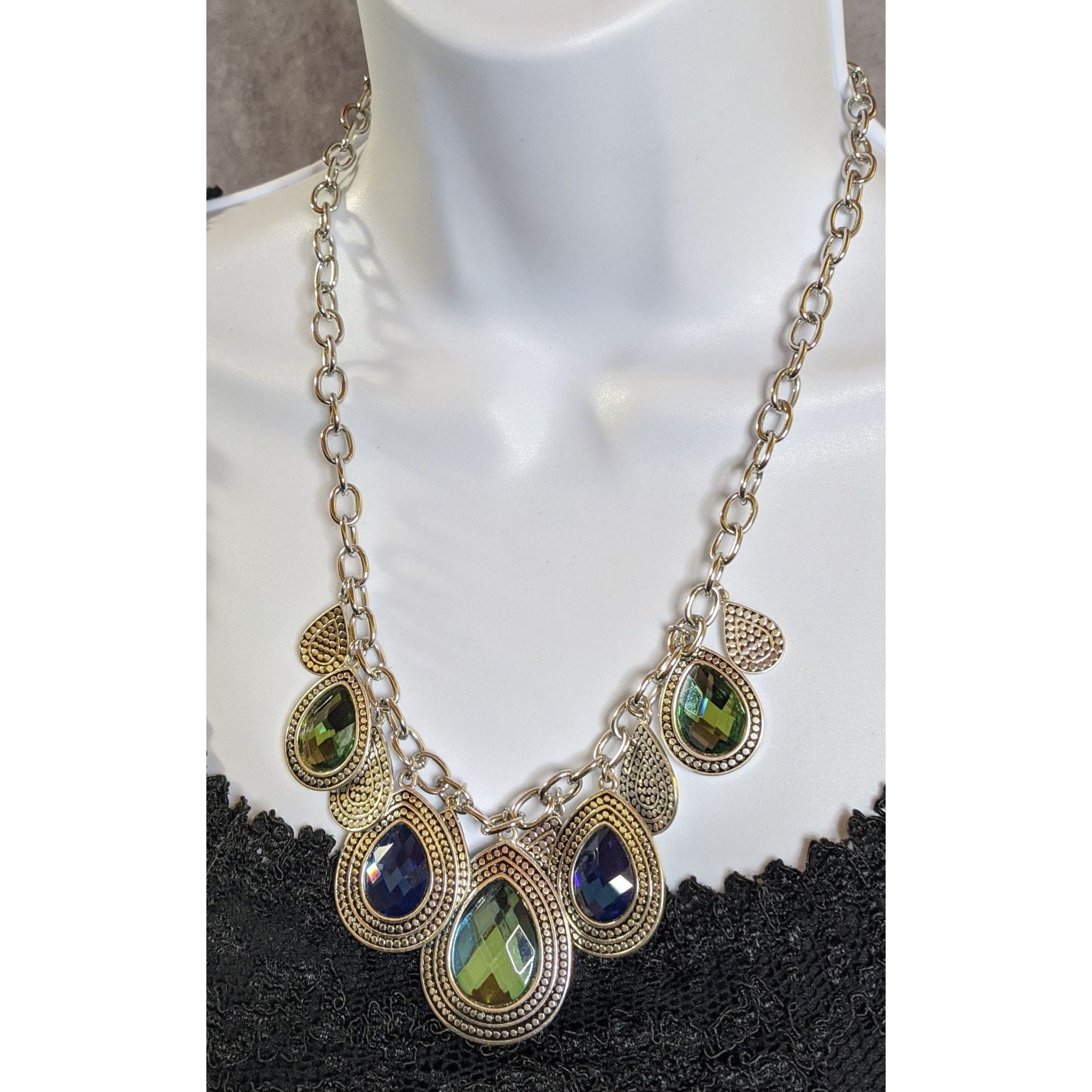 Other Mermaidcore Teardrop Statement Necklace With Green And Blue Size ONE SIZE - 4 Thumbnail